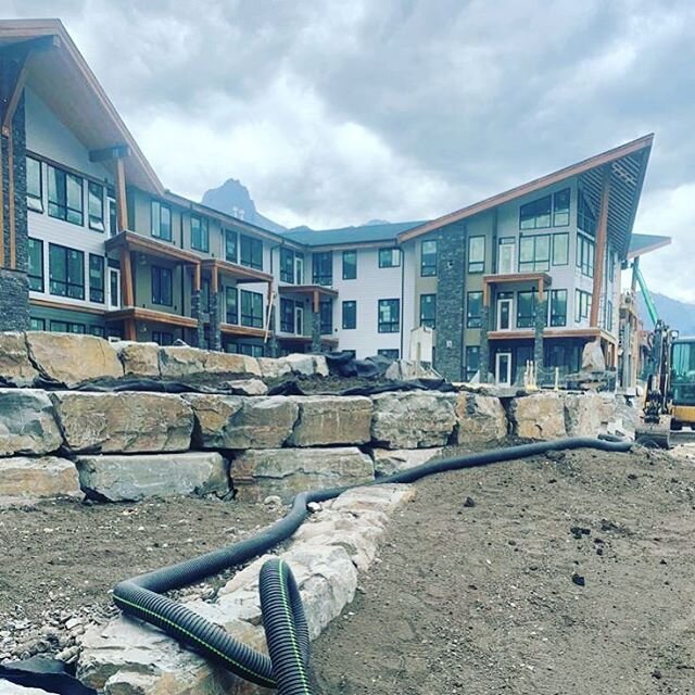 We are thrilled to be in #Canmore working with @distinctivehomescanmore on the development of the beautiful Lookout Ridge. Stay tuned for more updates as we work together to bring this unique project to fruition for those who will soon call it home! 