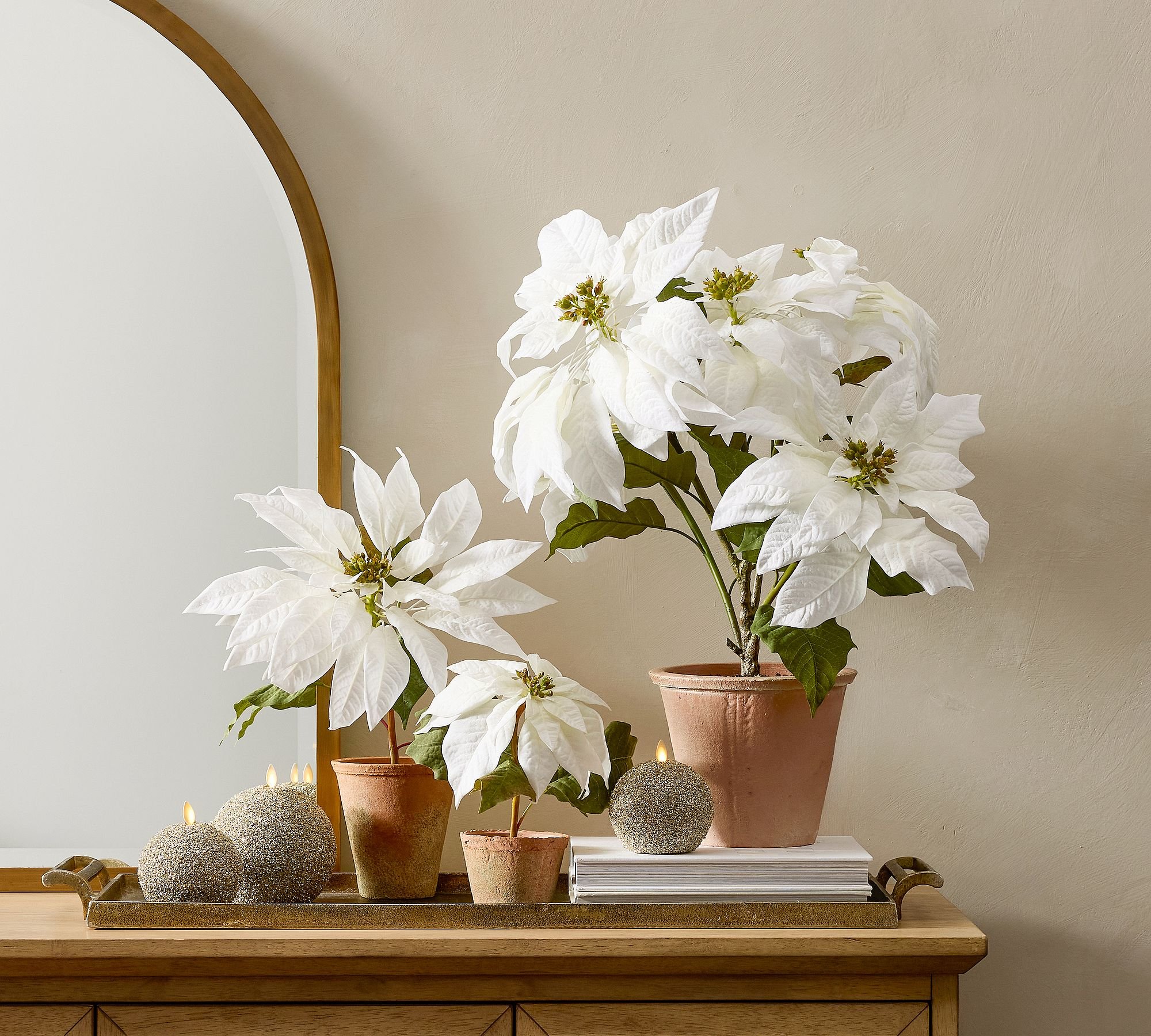 faux-potted-poinsettias-3-xl.jpg