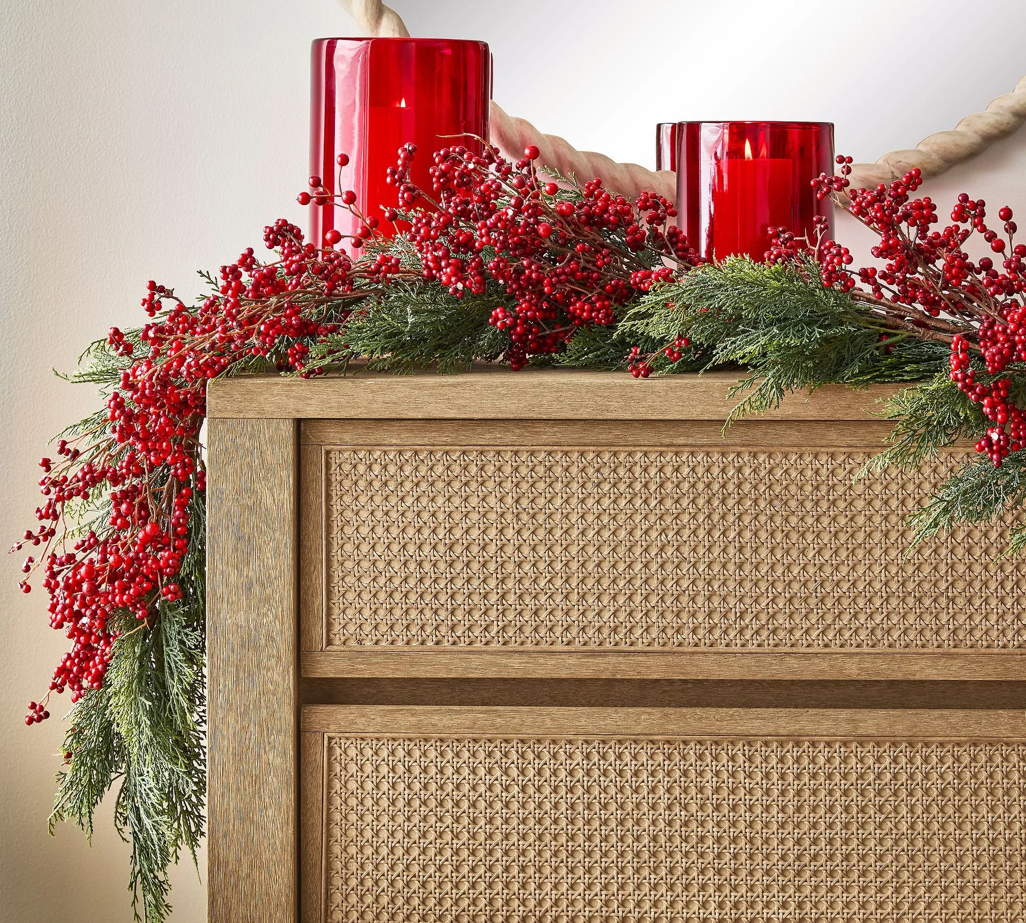 faux-red-berry-trailing-garland-xl.jpg