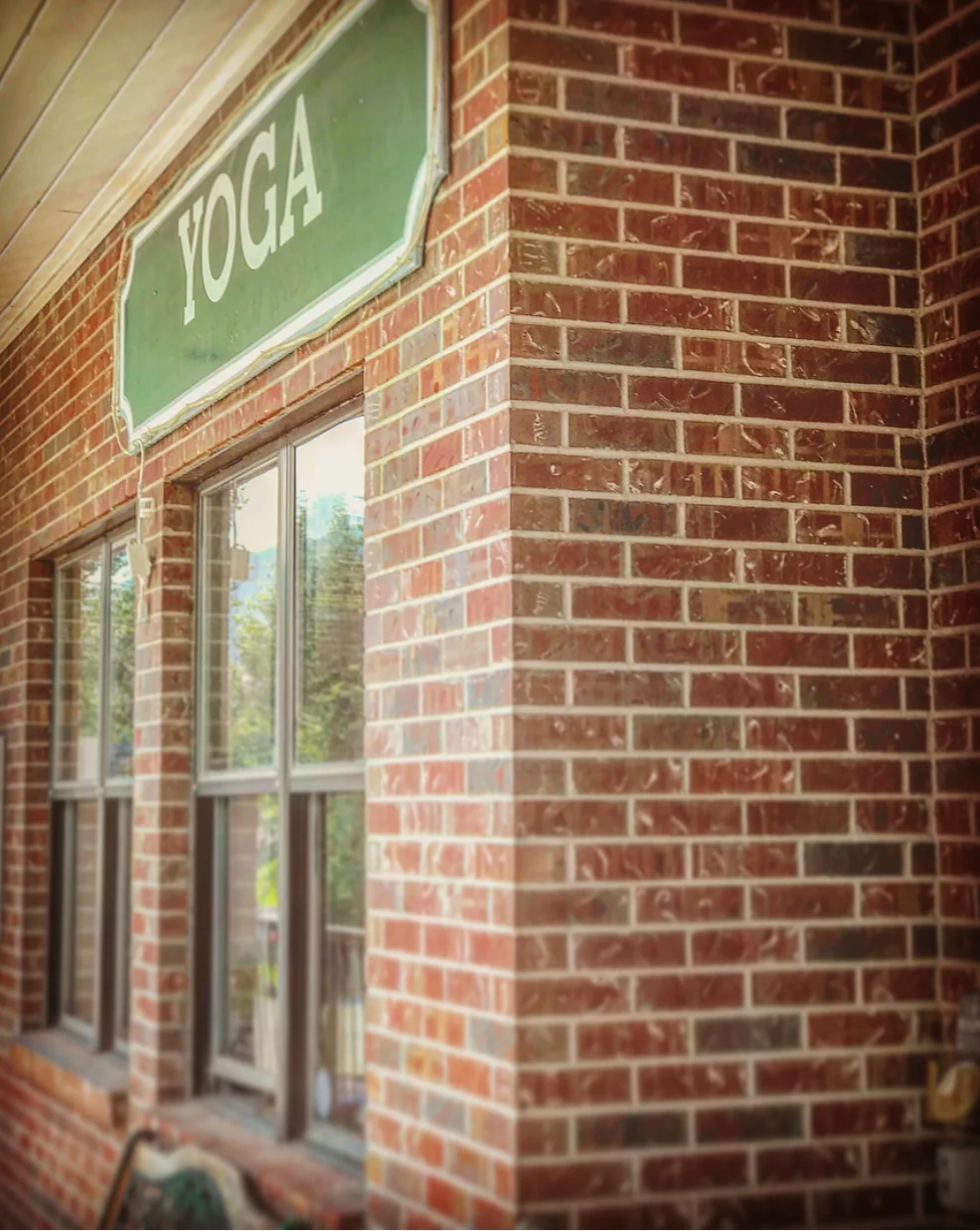 TVH_STUDIO ENTRANCE.jpg