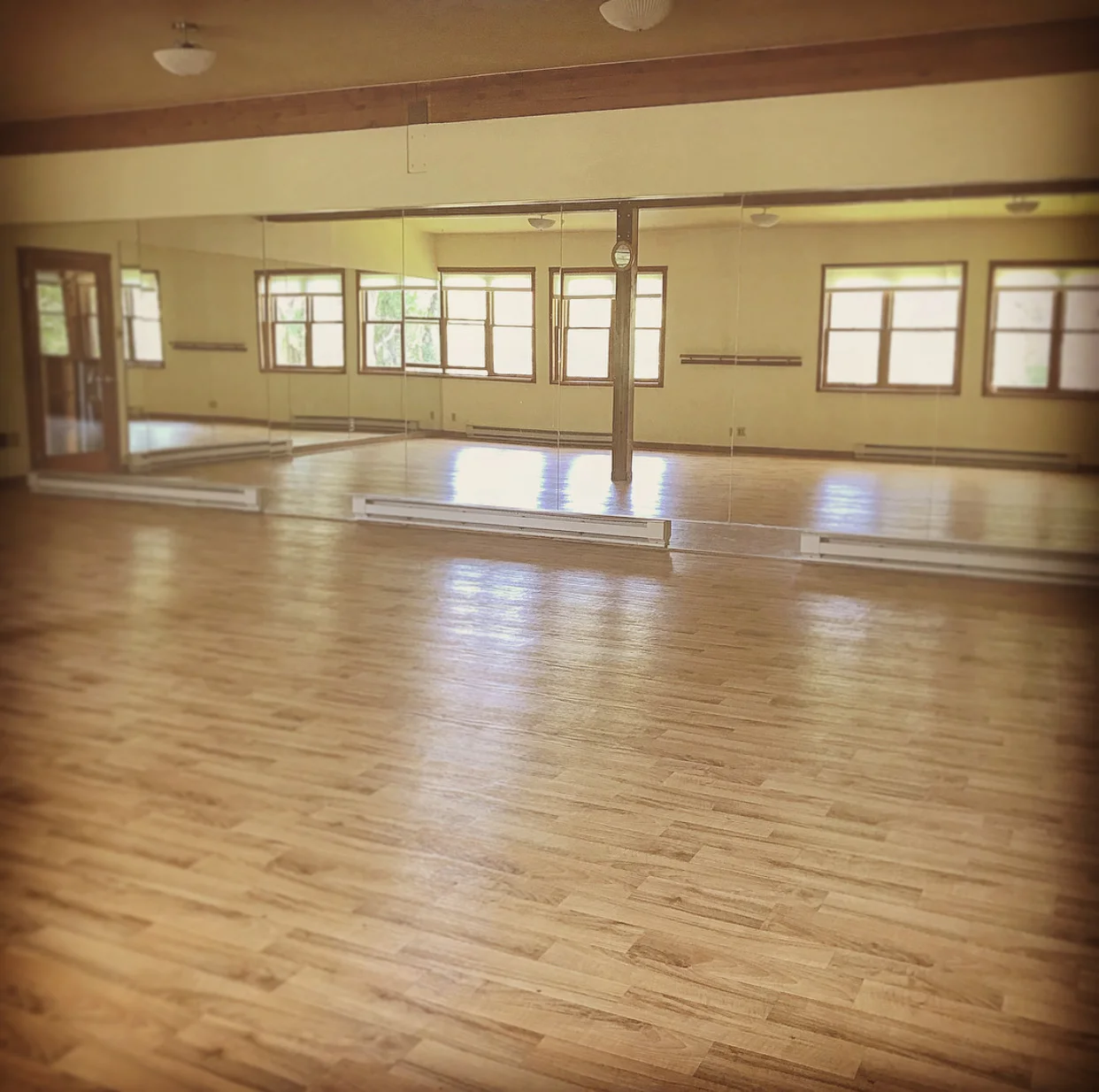 STUDIO INTERIOR 5.JPG