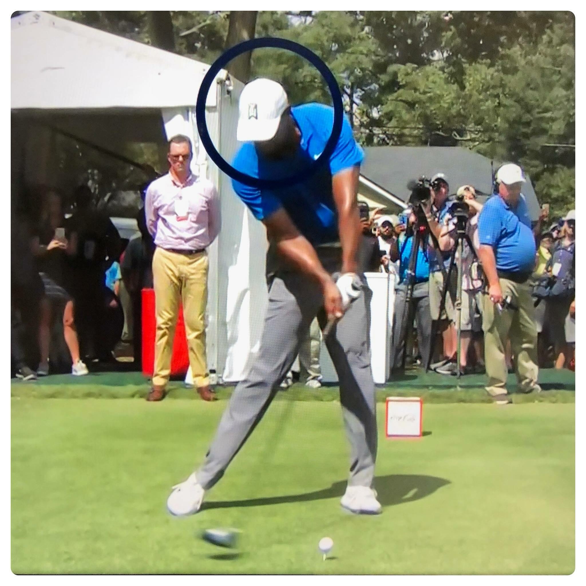 @tigerwoods showing us how it&rsquo;s done!  Handle forward and head back. 

Great question for you&hellip; what does handle forward promote?