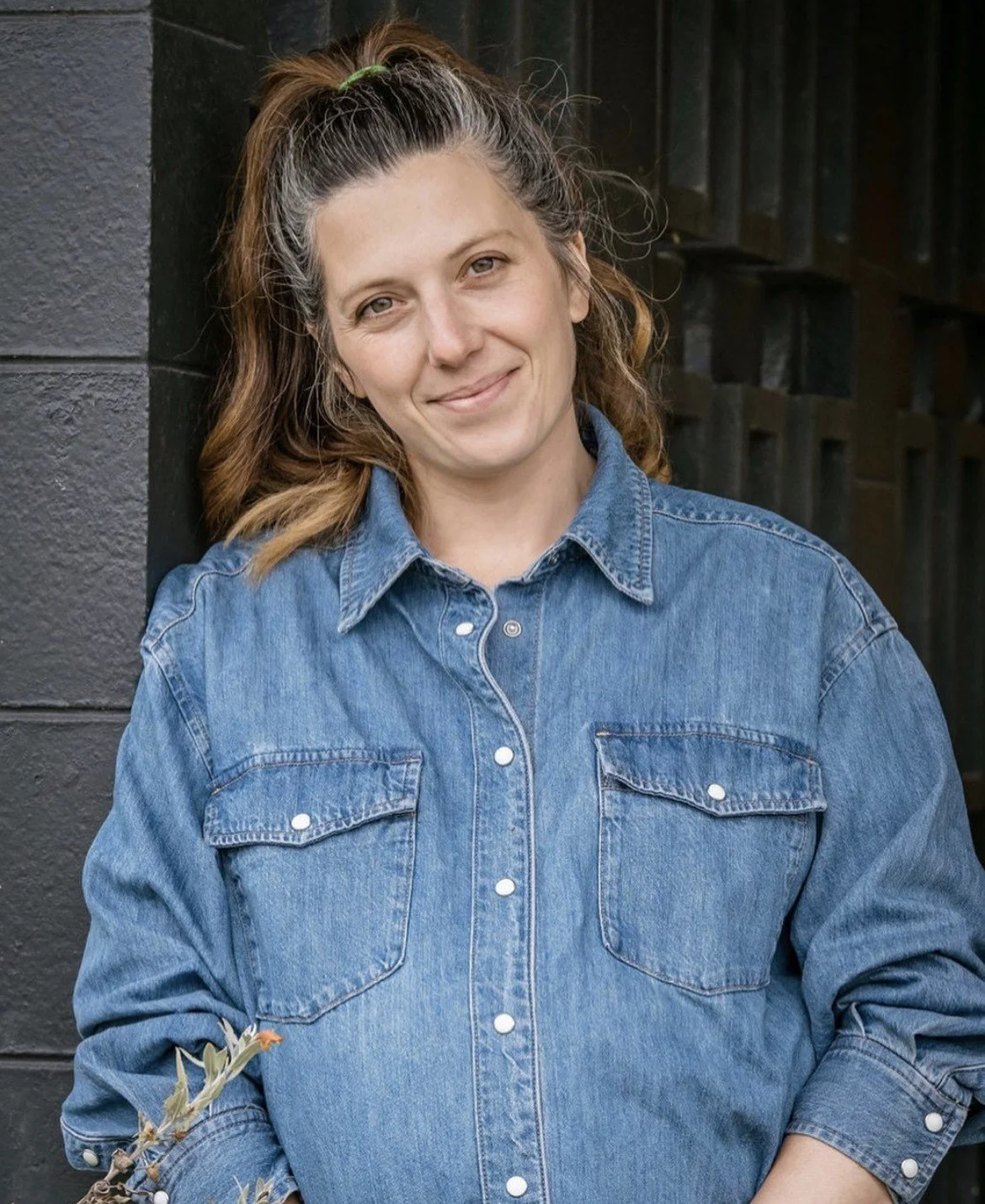 Let loose, silly goose