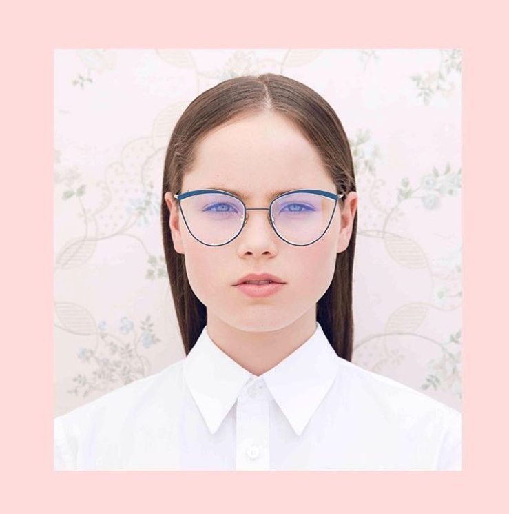 sophie_hart_styling_am_eyewear.png