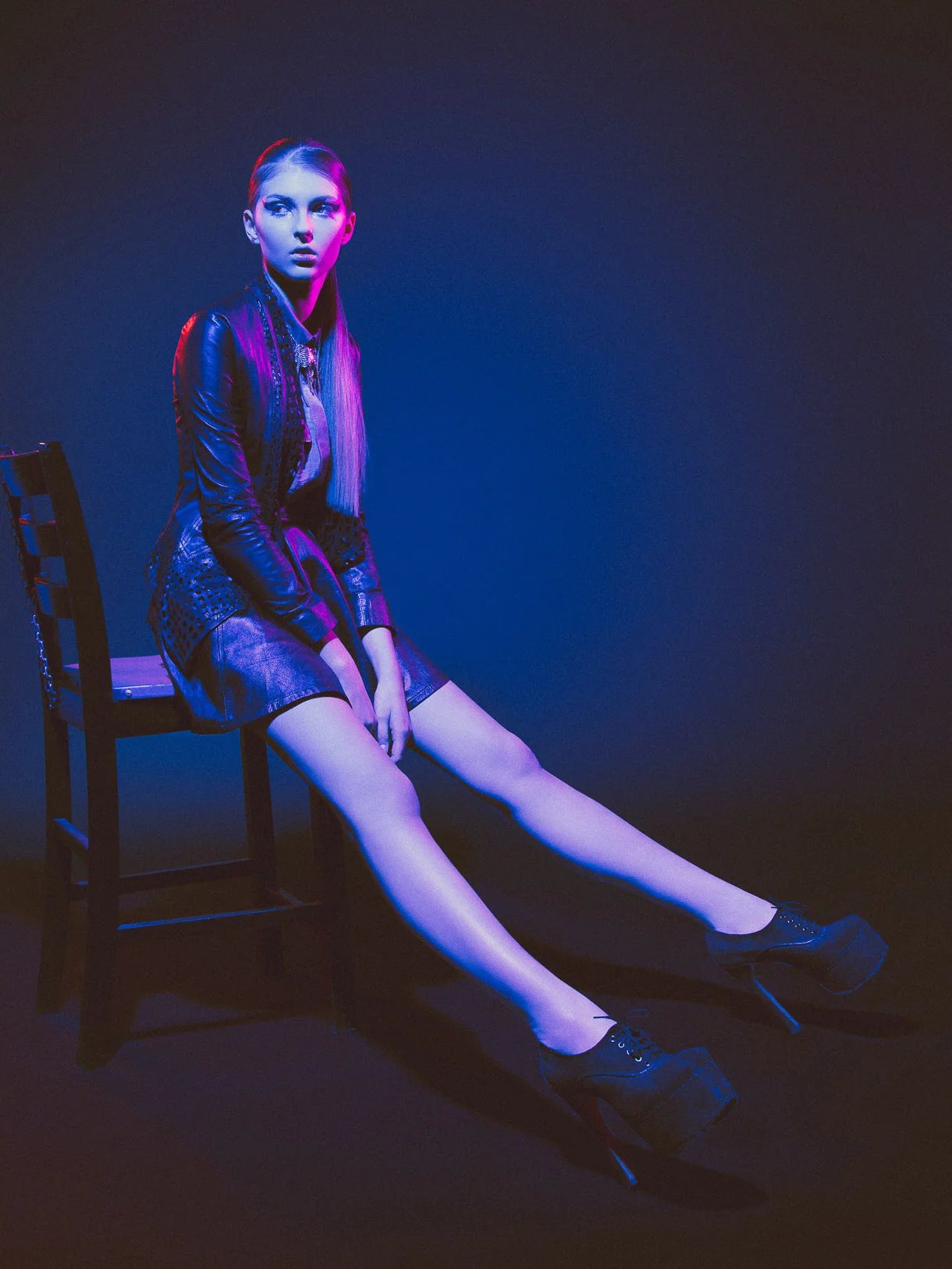 anastasia-lagune-cliche-mwtallic-fashion-editorial-ryu-6.jpg