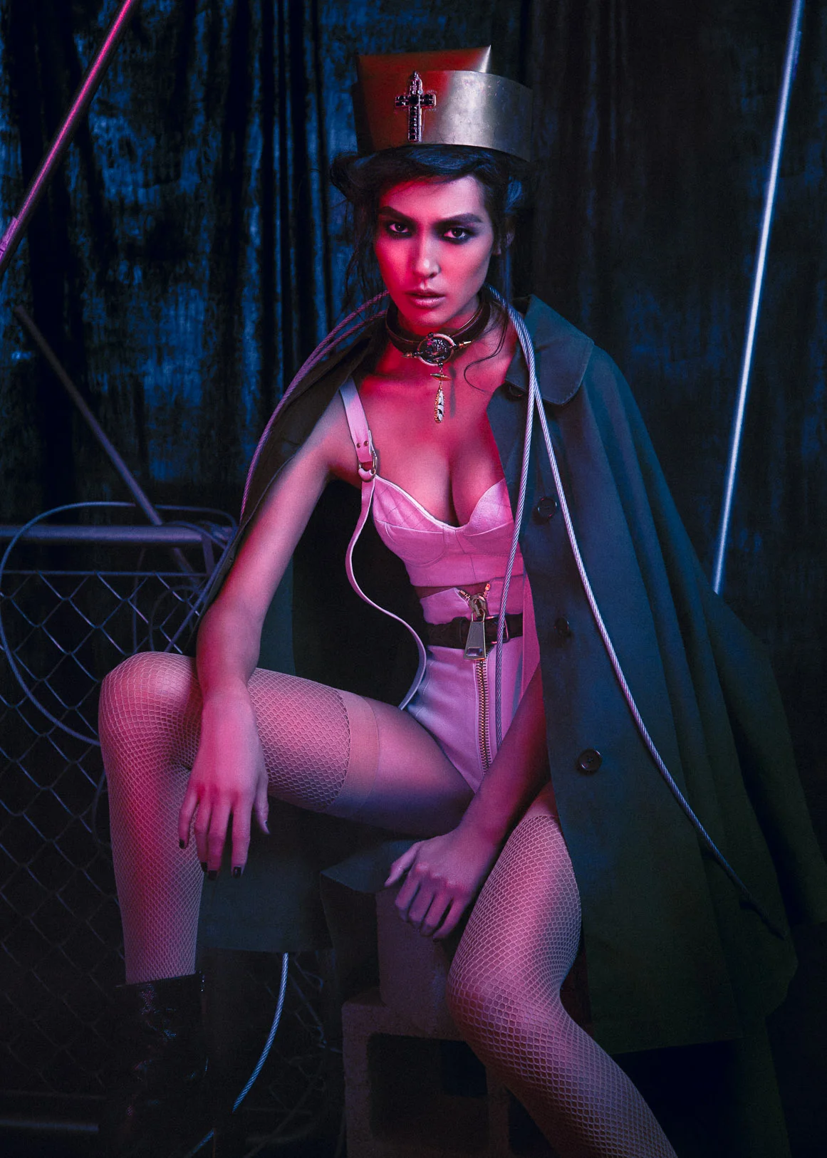 polina-protodyakonova-schon-womens-fashion-editorial-13.jpg