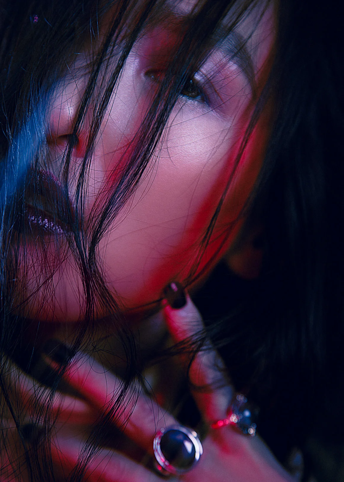 polina-protodyakonova-schon-womens-fashion-editorial-4.jpg