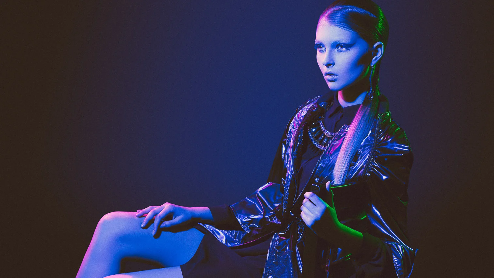 anastasia-lagune-cliche-mwtallic-fashion-editorial-ryu-4.jpg