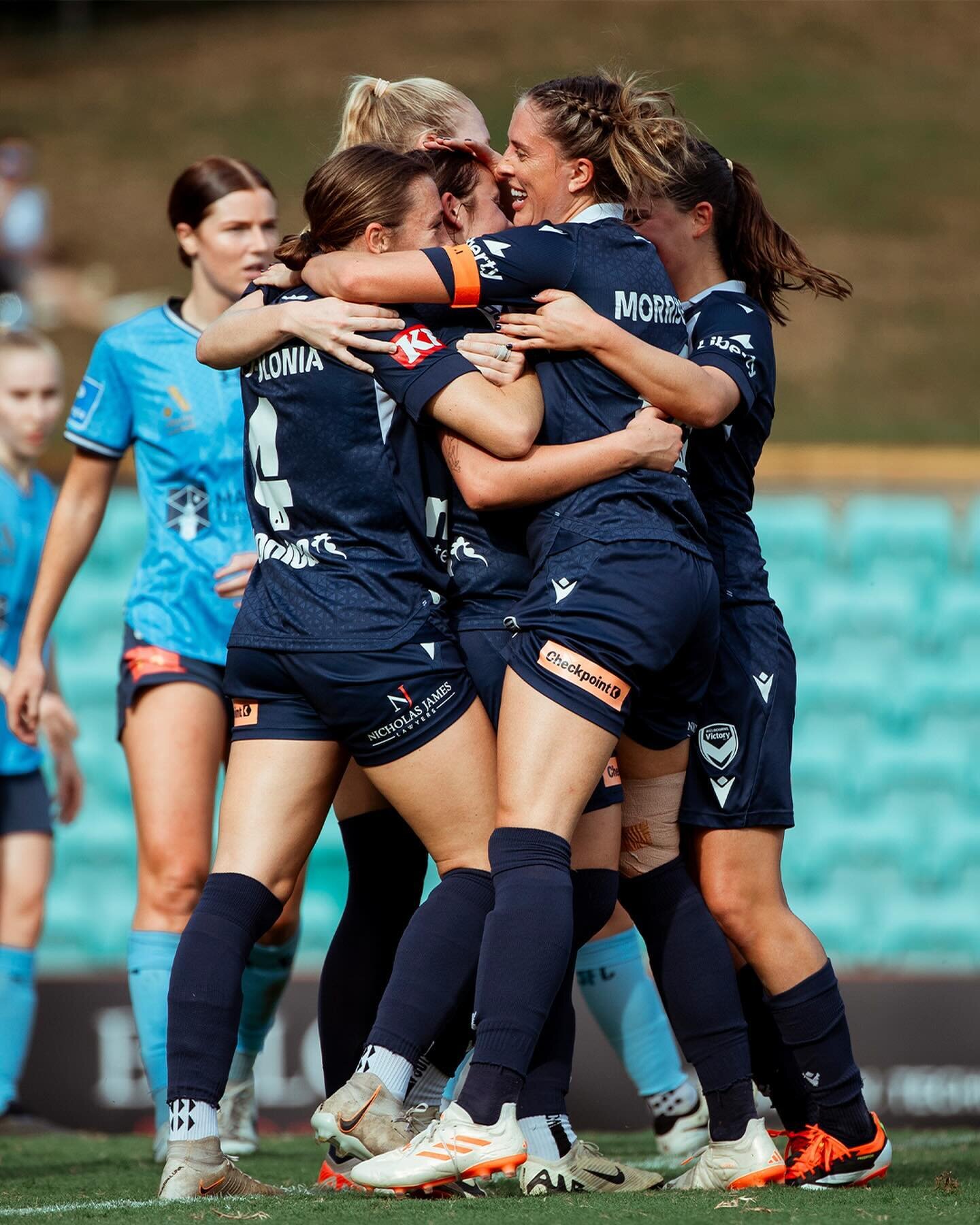 Sydney FC v Melbourne Victory 📸💥

Victory lock in their spot in the elimination finals 🔒