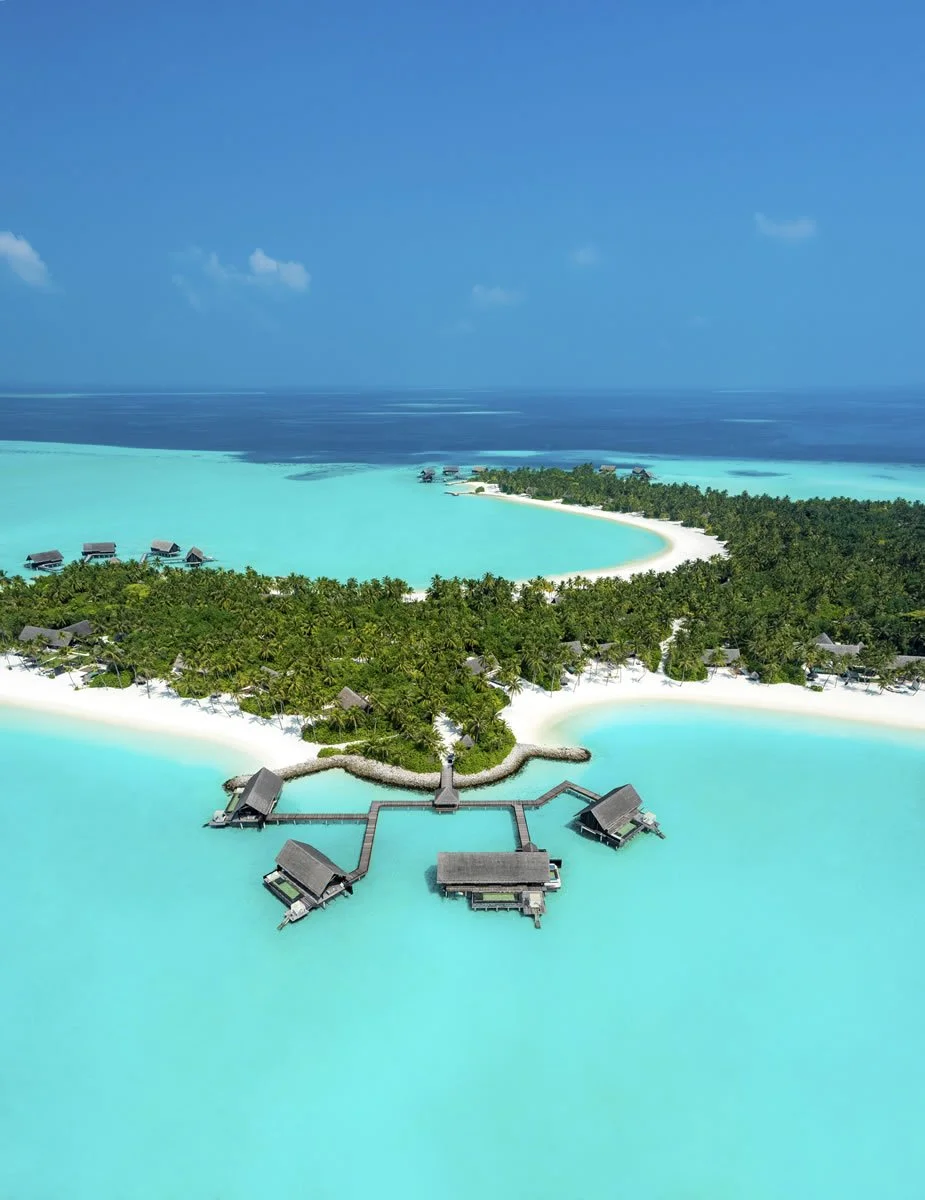 OneAndOnly_ReethiRah_Accommodation_WaterVillasWithPool_Aerial-2_ALT_V3a_LR.jpg