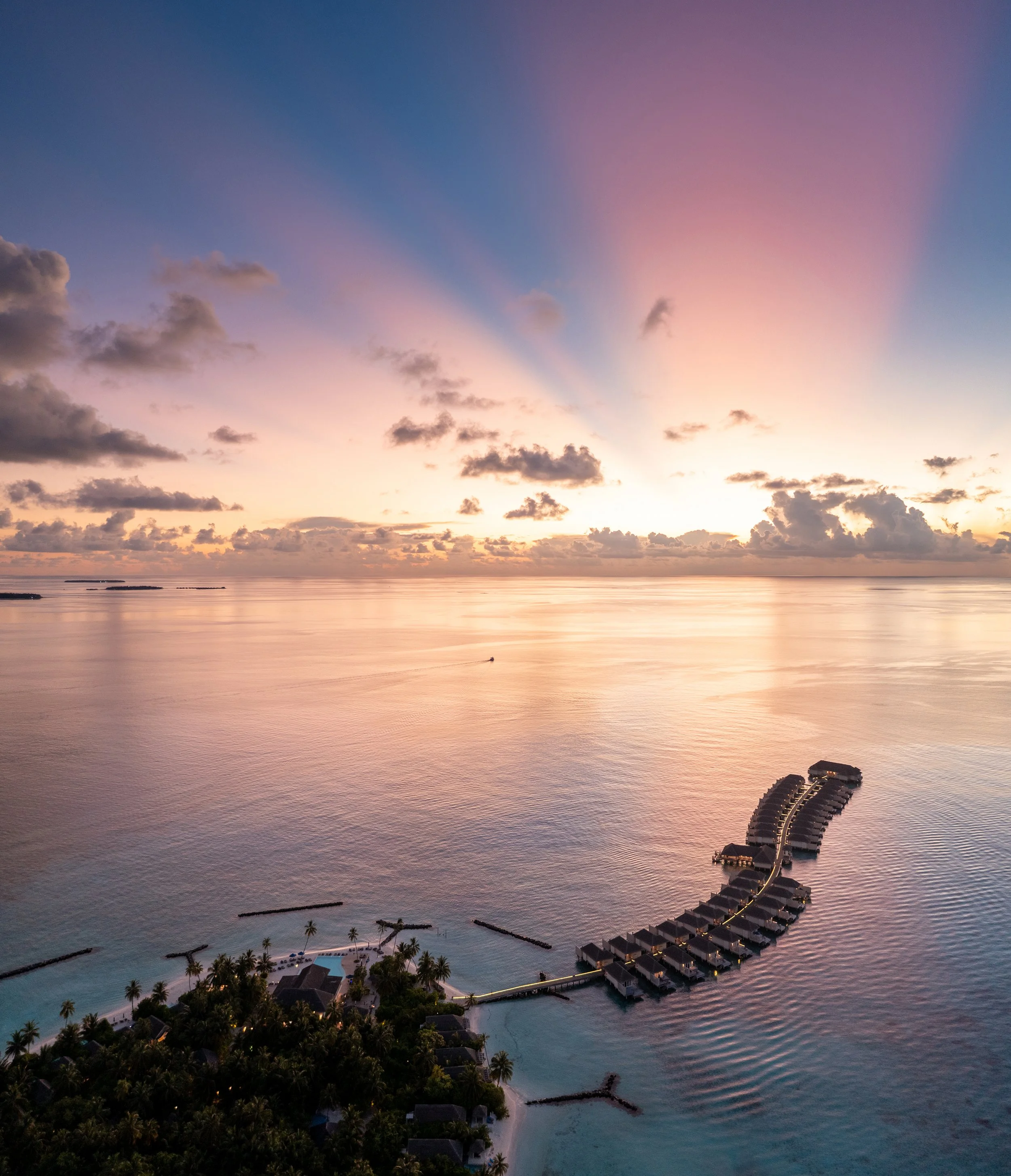 Baglioni_Maldives_Aerial_General_Sunset_2(1).jpg