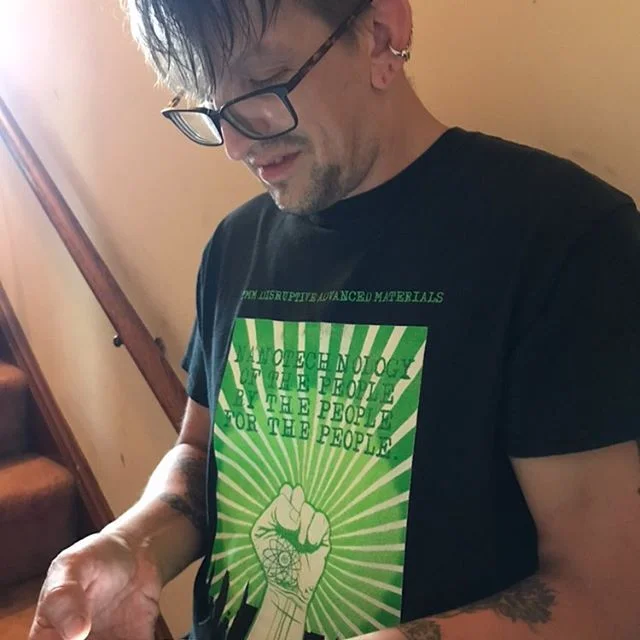 Show your support for Nanotechnology!  Be sure to grab one of our @tmmnano T-shirts for the Holidays!

http://www.TMMindustries.com/gear