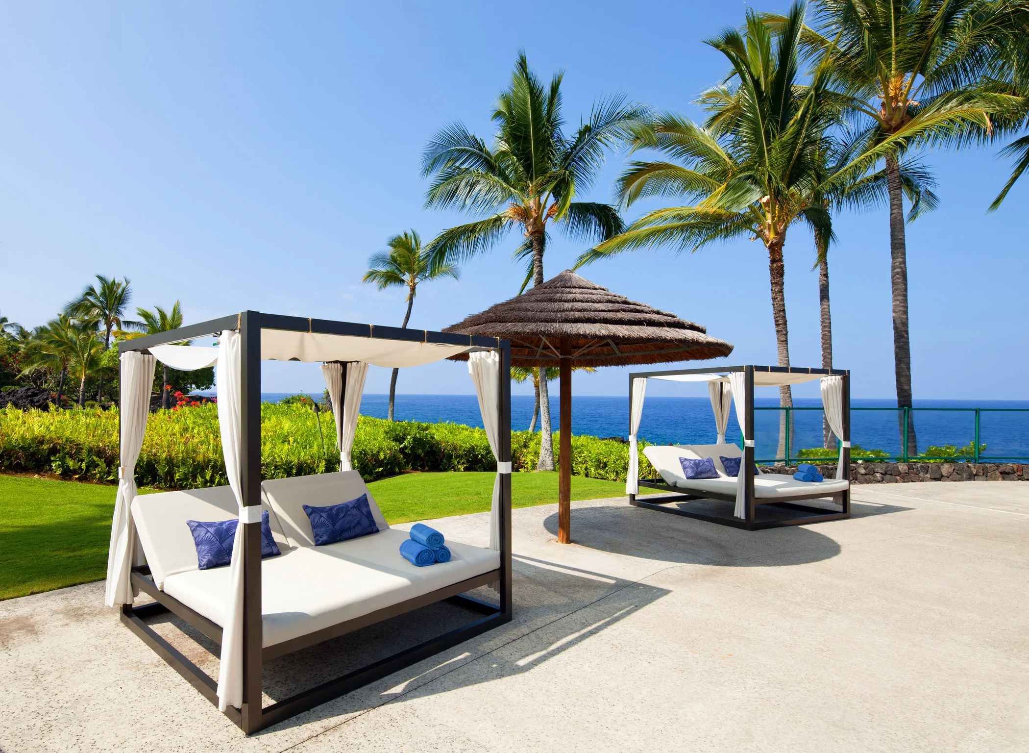 she1469ag-150381-Poolside Cabanas (1).jpg