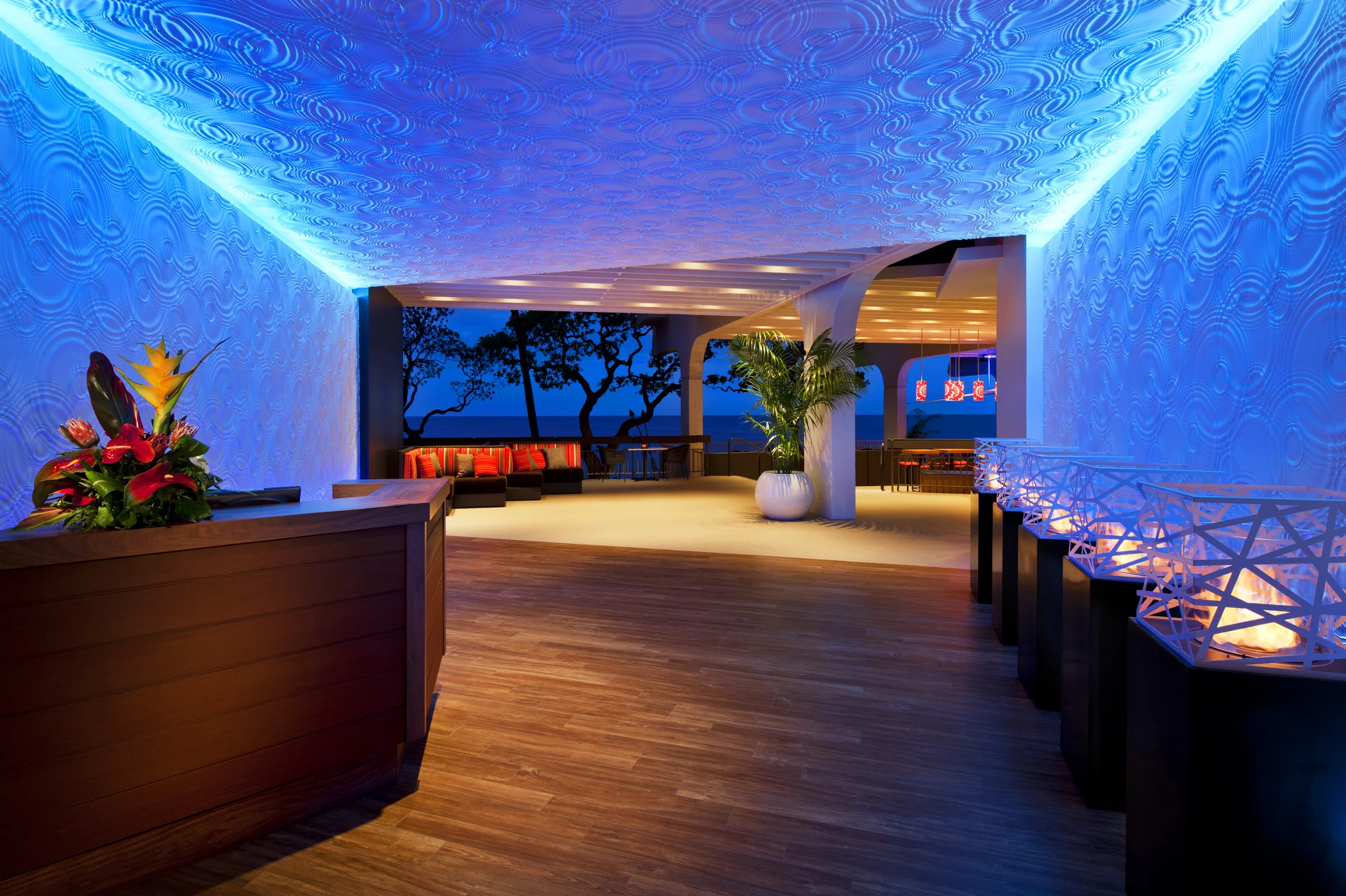 she1469re-125782-Rays on the Bay.jpg