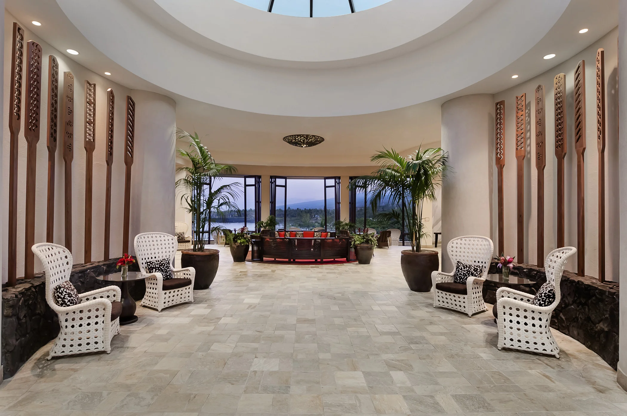 she1469lo-129446-Lobby.jpg
