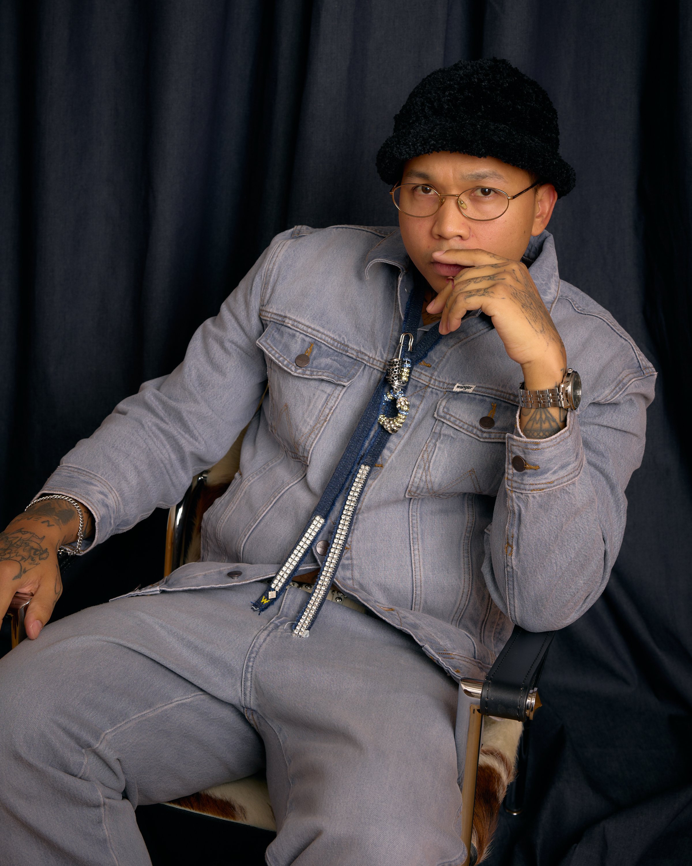 101125_Wrangler x Shy27146.jpg