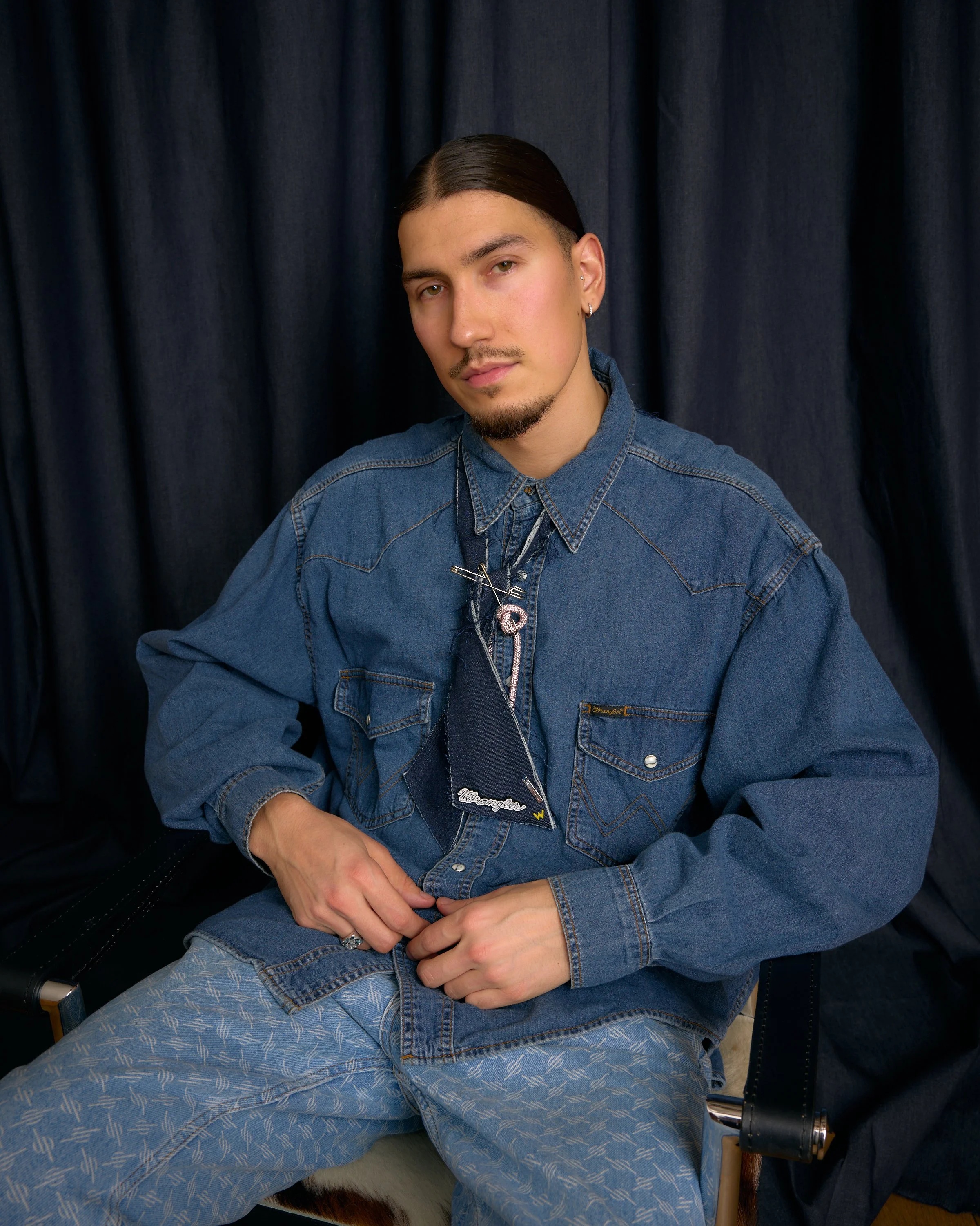 101125_Wrangler x Shy27105.jpg