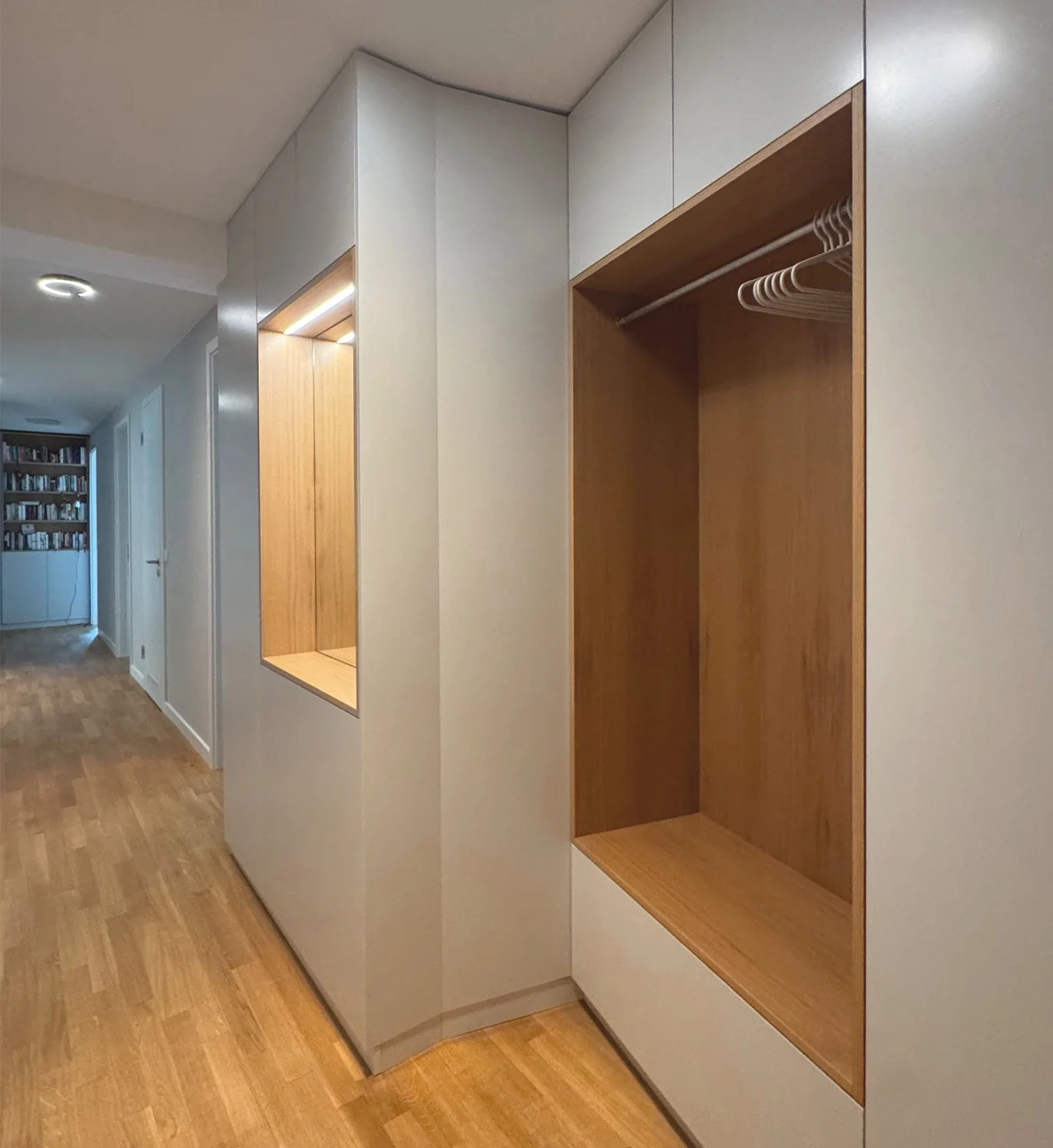 PUE8_01 Garderobe.jpg