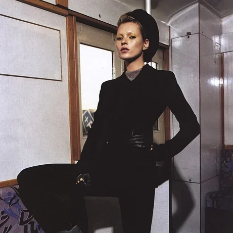 27_Harpers Bazaar_2000.jpg