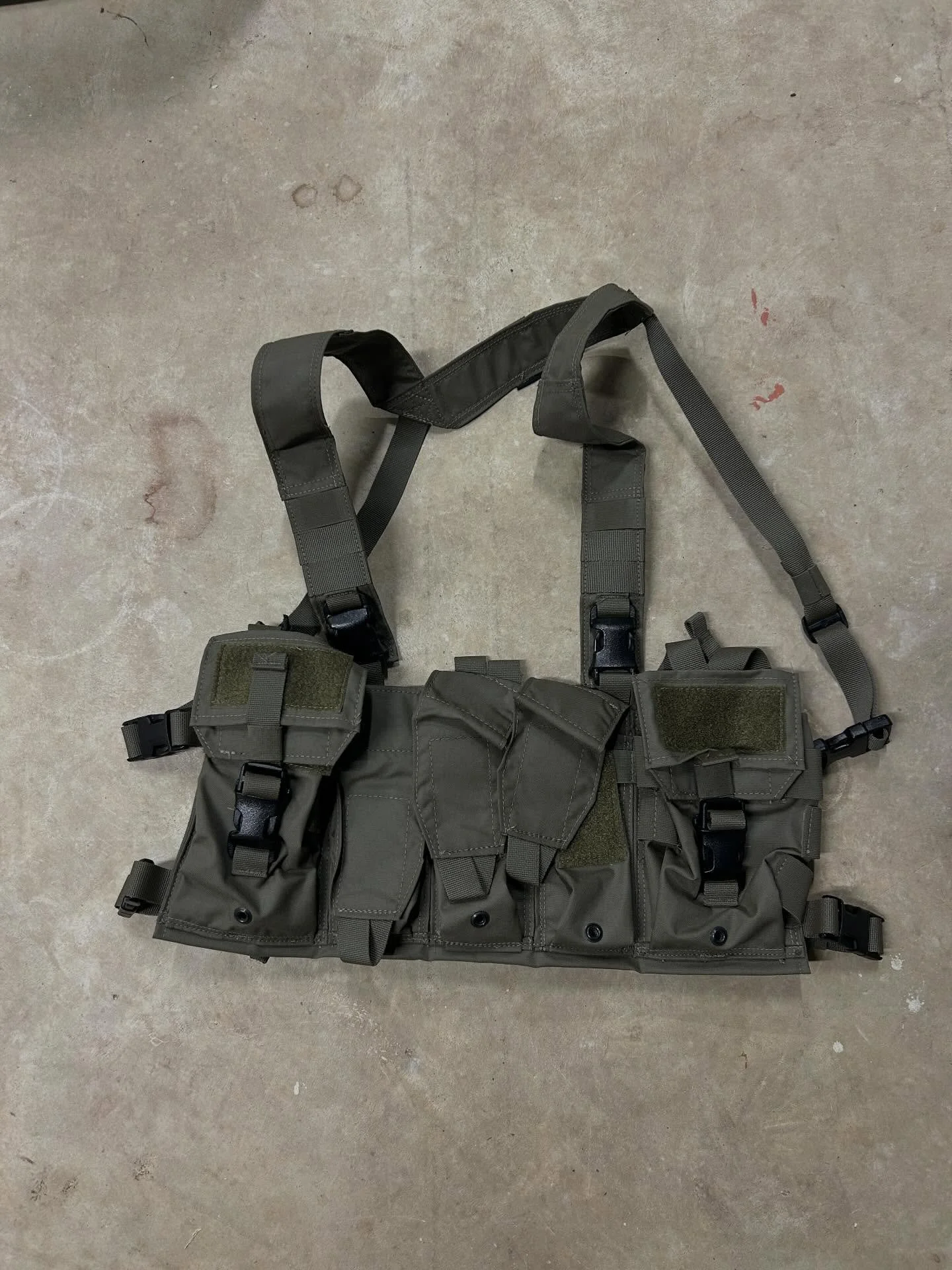 Ranger Green Spectre Gen 2 chest rigs are BACK IN STOCK (finally).