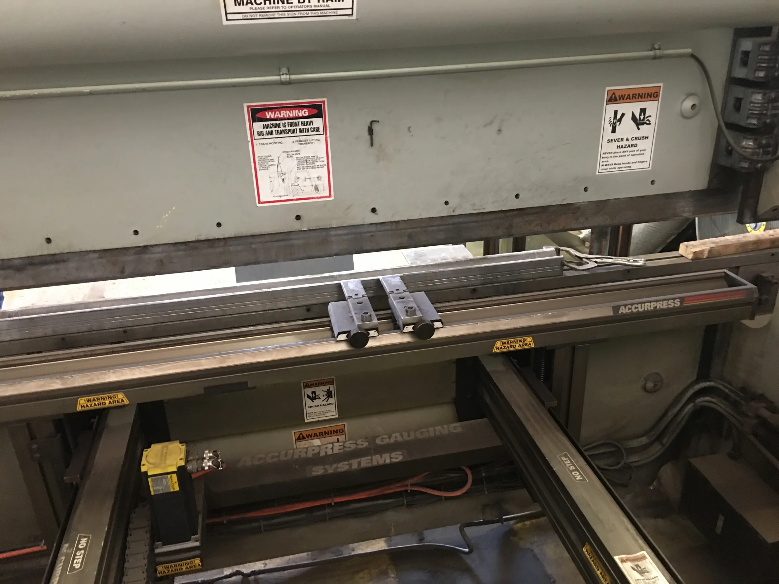 Accurpress_713010_08.jpg