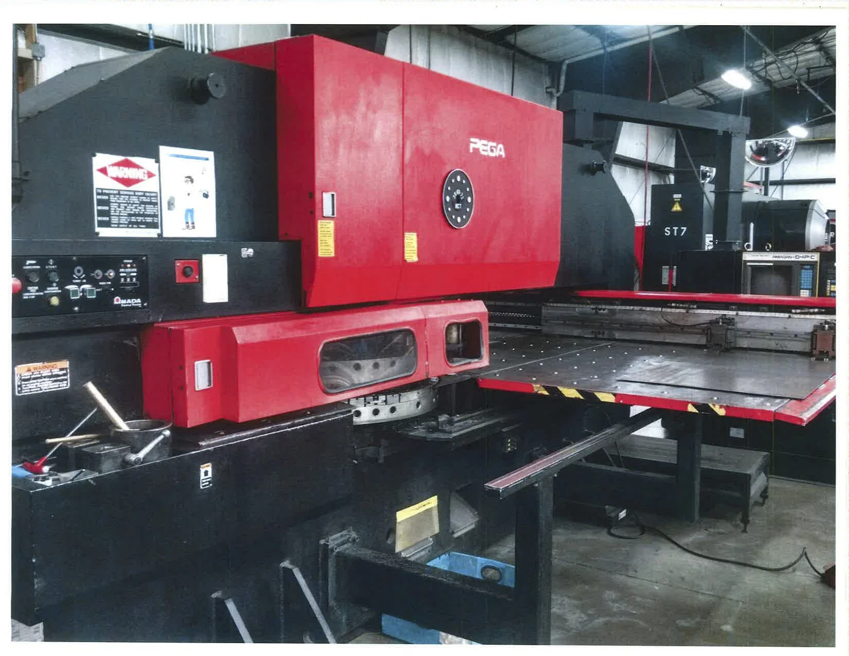 Amada_367_1.jpg