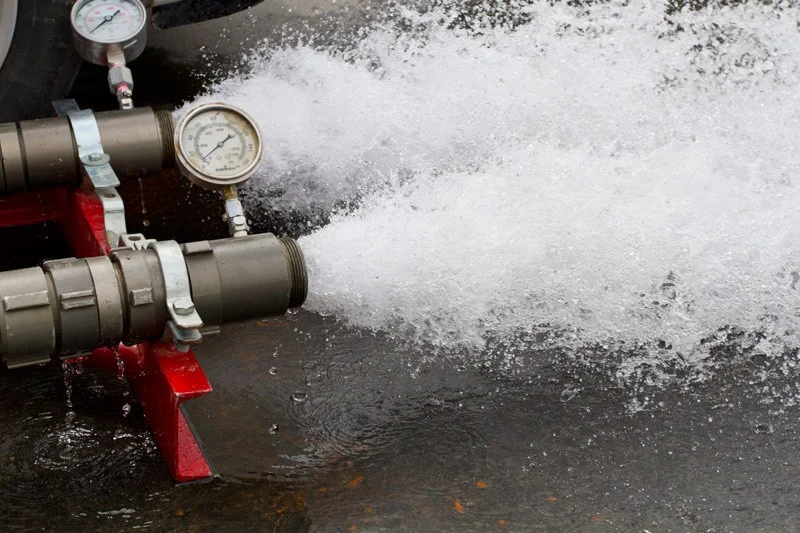 Fire-Pump-Testing-(20).jpg