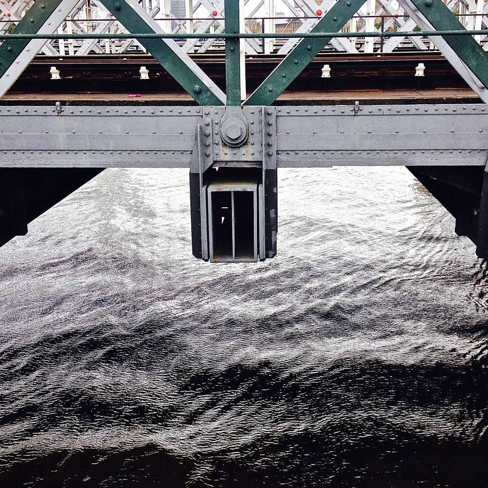 Detail+of+Hungerford+bridge.jpeg