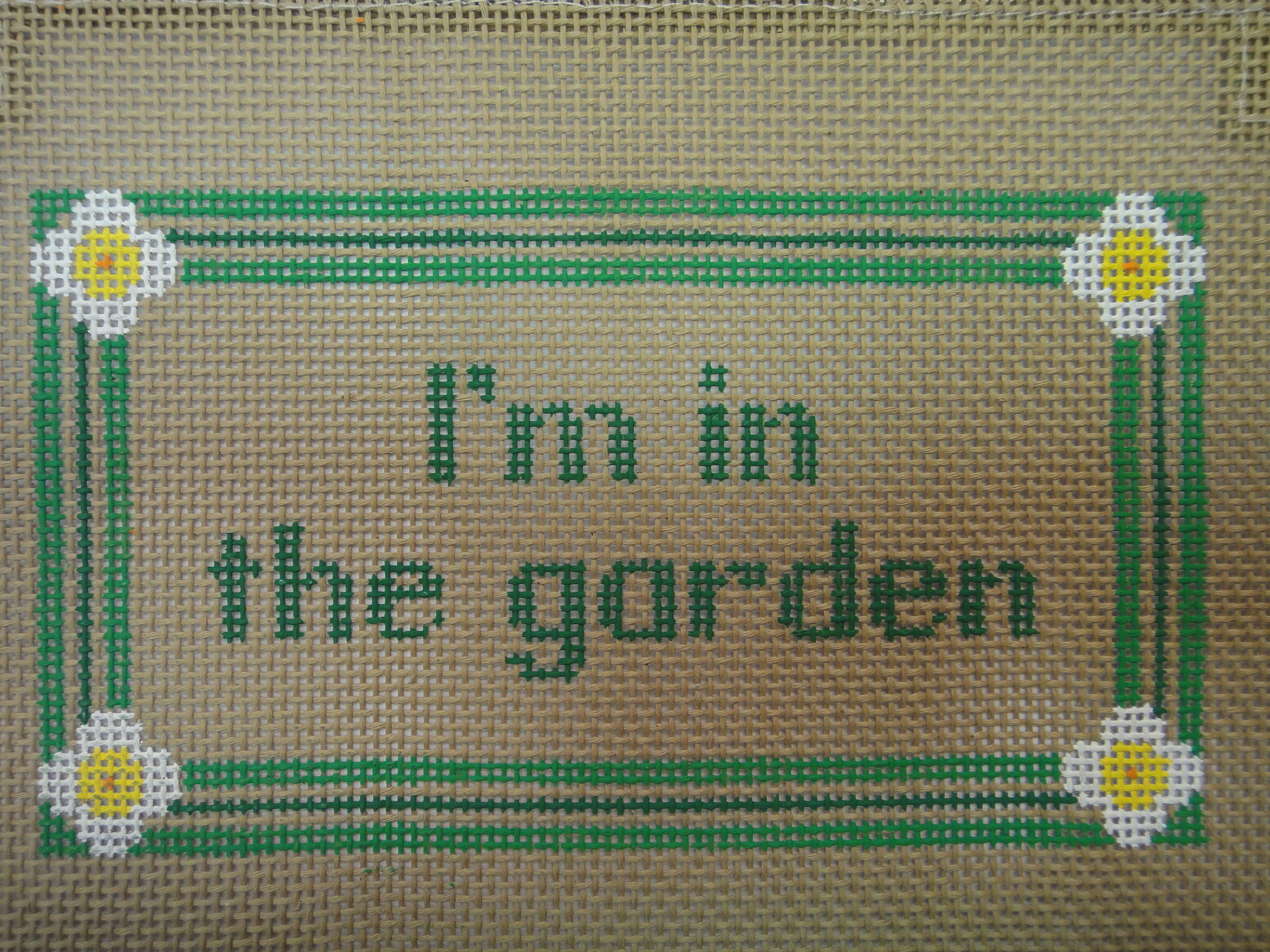 S33 I'm In The Garden (7x4)