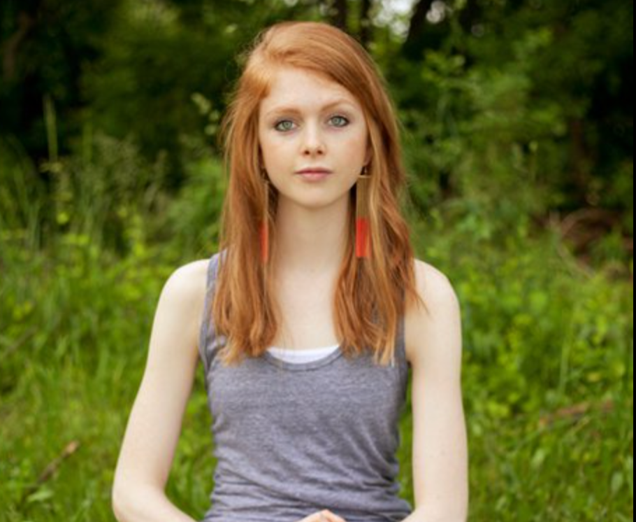 a message from a millennial who (barely) survived the “heroin chic” extreme weight loss trend of the 2000’s
