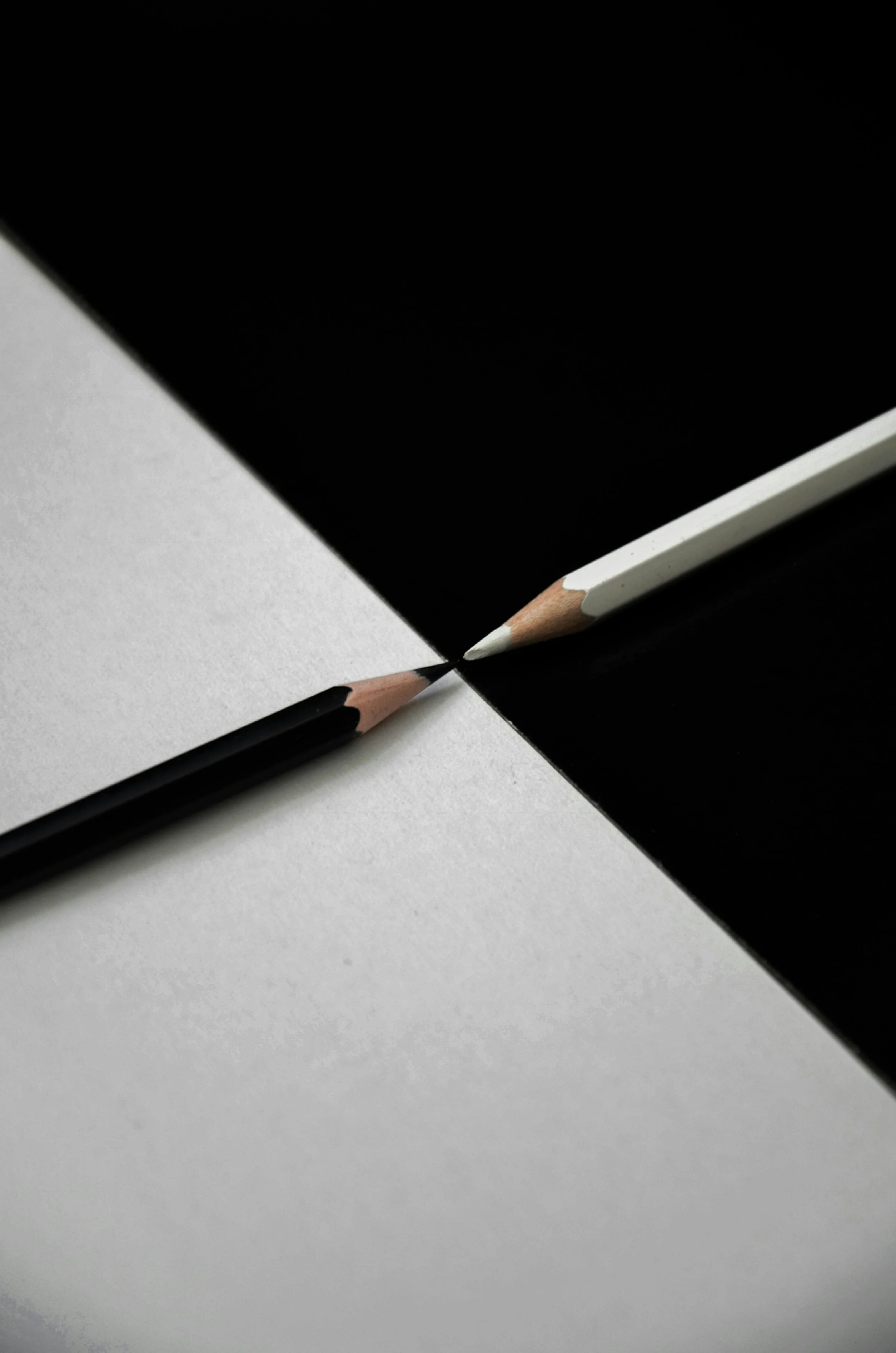 Why “All-or-Nothing” Thinking Keeps You Stuck (+ how to break the cycle)