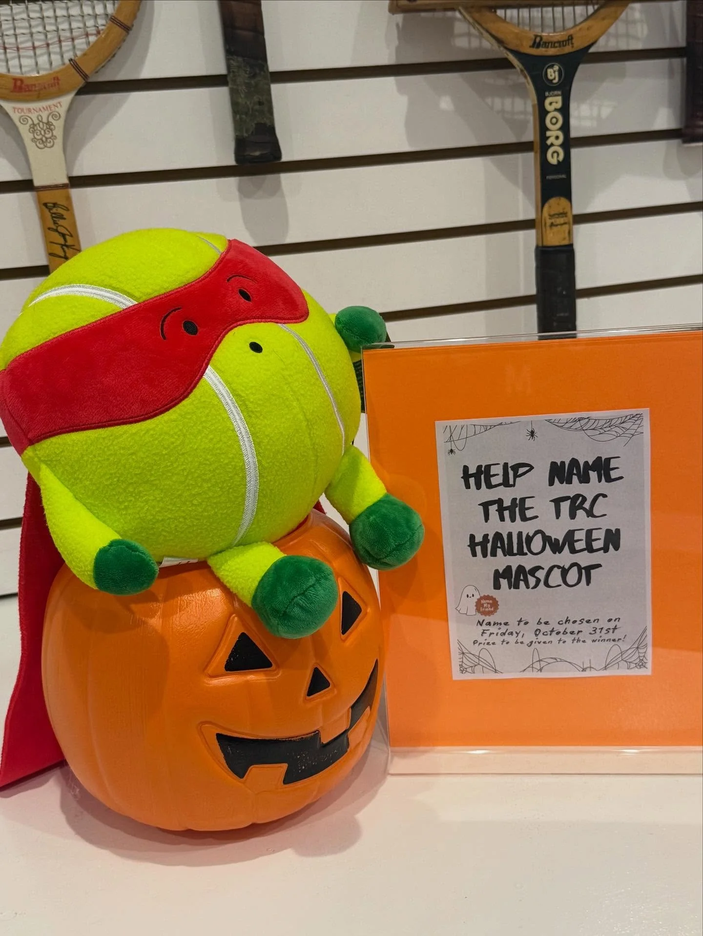 πΎπΈοΈ This Halloween, our courts are getting a spooky little teammate! Meet our new mascot! We’re on the hunt for the perfect name for this ghostly tennis ghoul! Drop your spooktacular ideas below to help us name our Halloween mascot! A sweet p