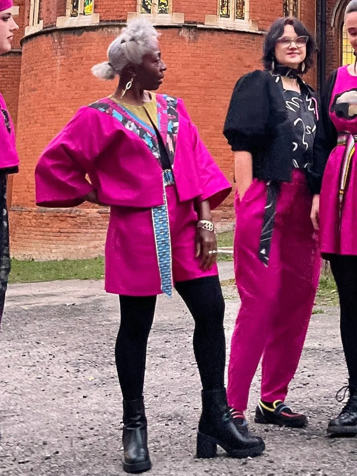 Sustainable fashion Week / Dressy fuchsia shorts