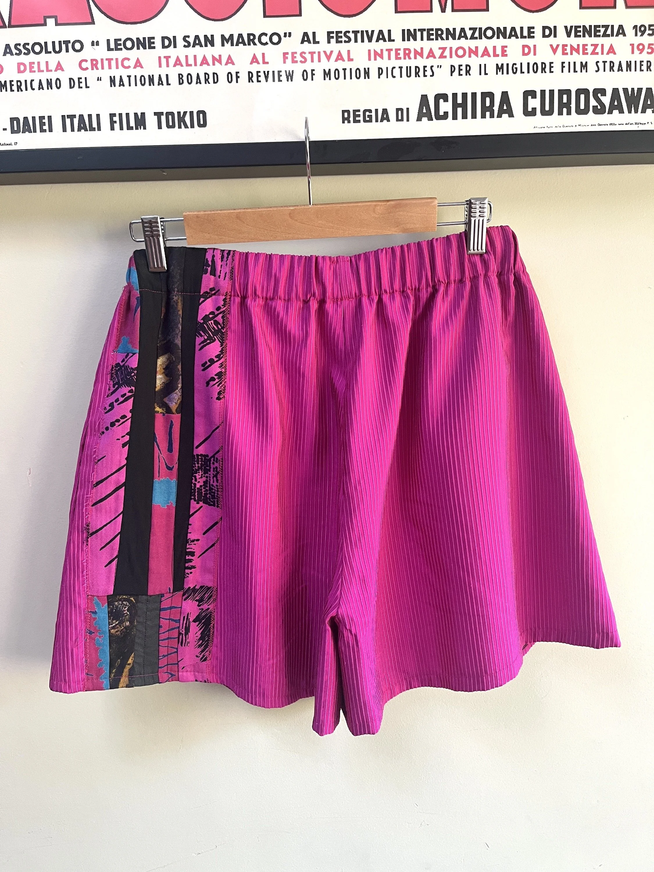 Sustainable fashion Week / Dressy fuchsia shorts