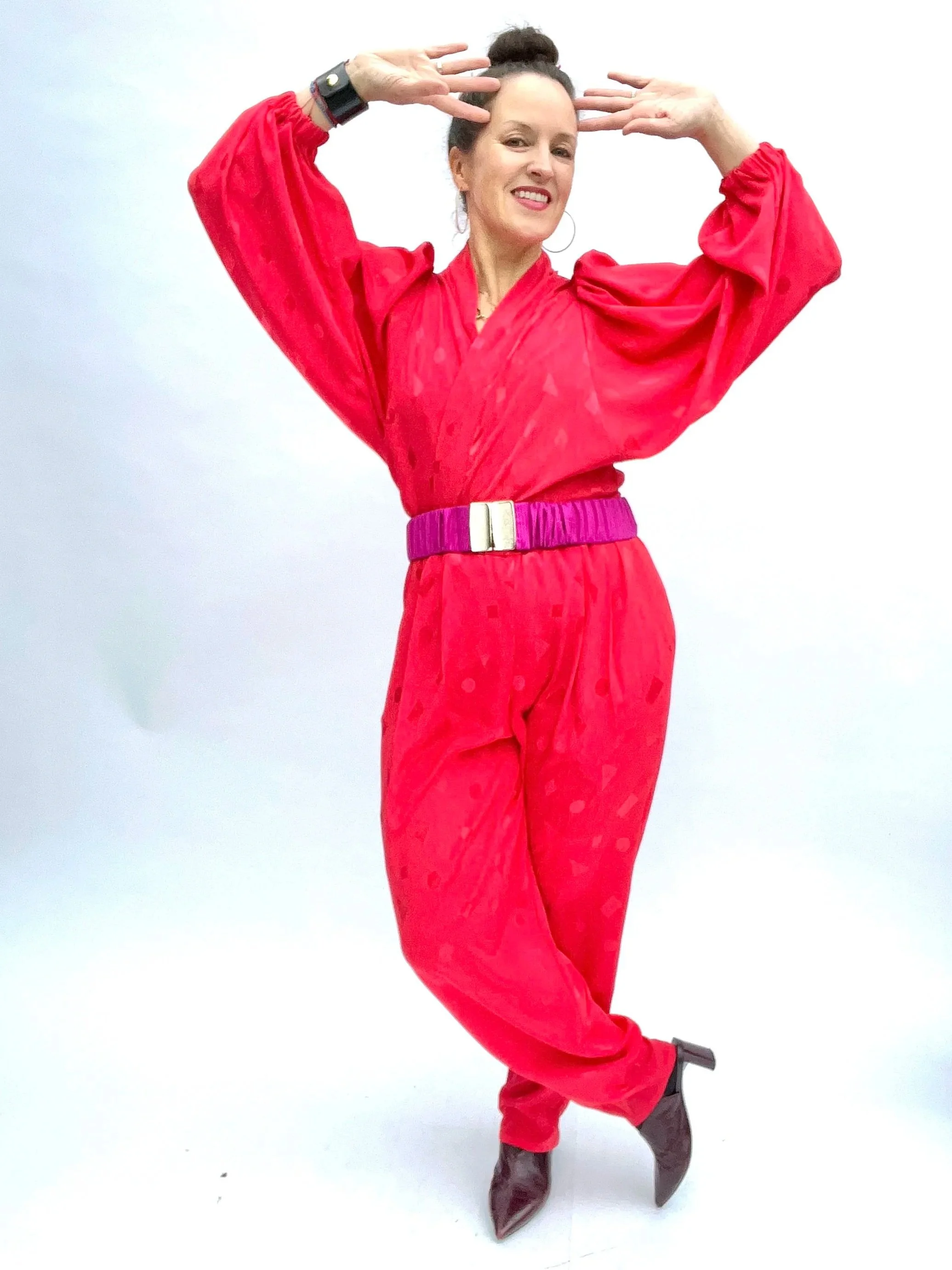 sustainable party outfit, red trouser co-ord