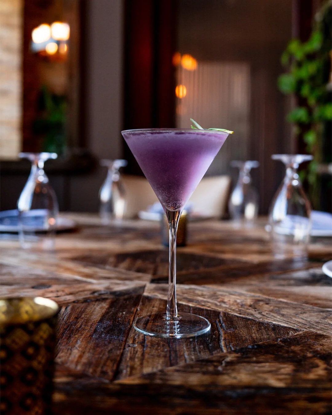 As delicious as it is beautiful, the VIOLET EMPRESS. 

Made with Empress Gin, Lavender Liquor, and Rosemary Simple topped with Prosecco and smoked table side. 

Make your reservation to join us this weekend! 

 #BastaOnBroad #401eats #pvdeats #rhodye