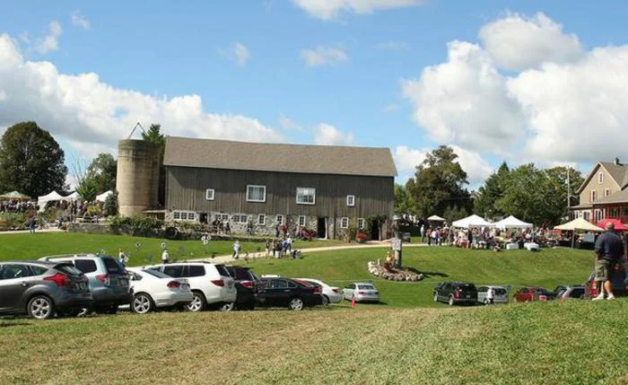 Courtesy of www.holyhillartfarm.com