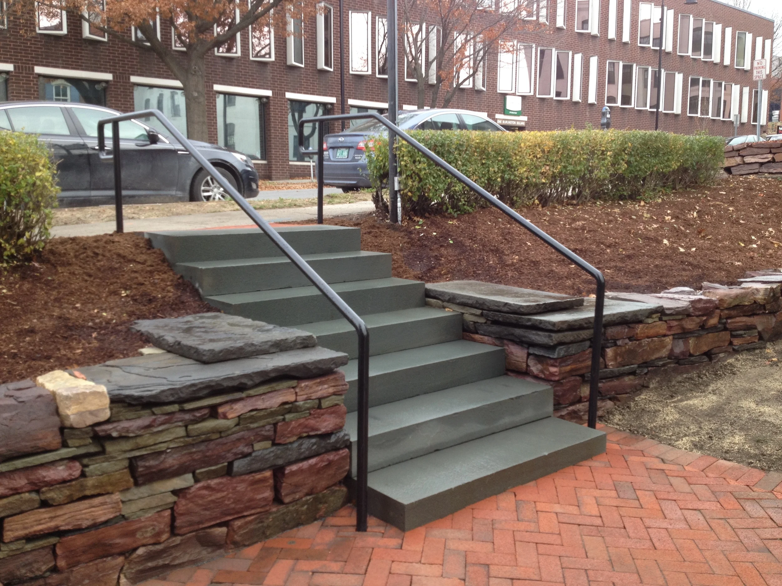 Mixed Redstone & Bluestone Wall