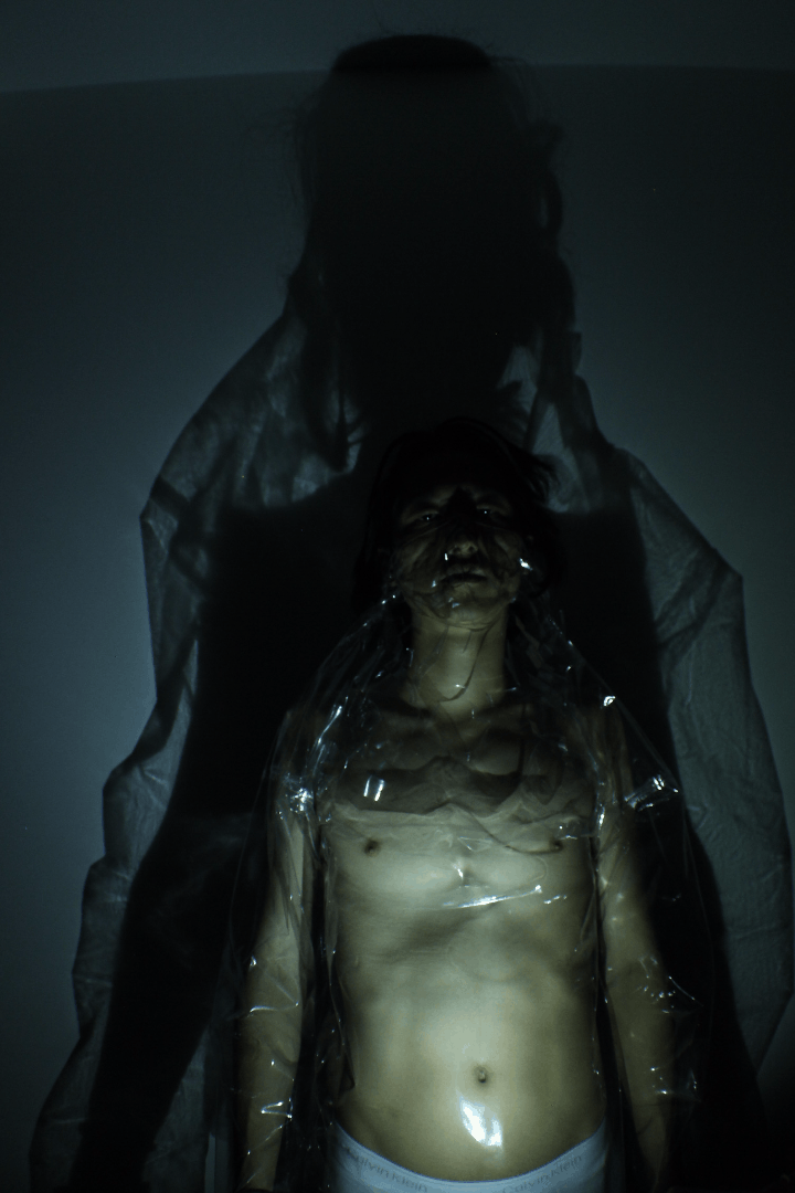 untitled 11 , gif image on interweb screen, 2016