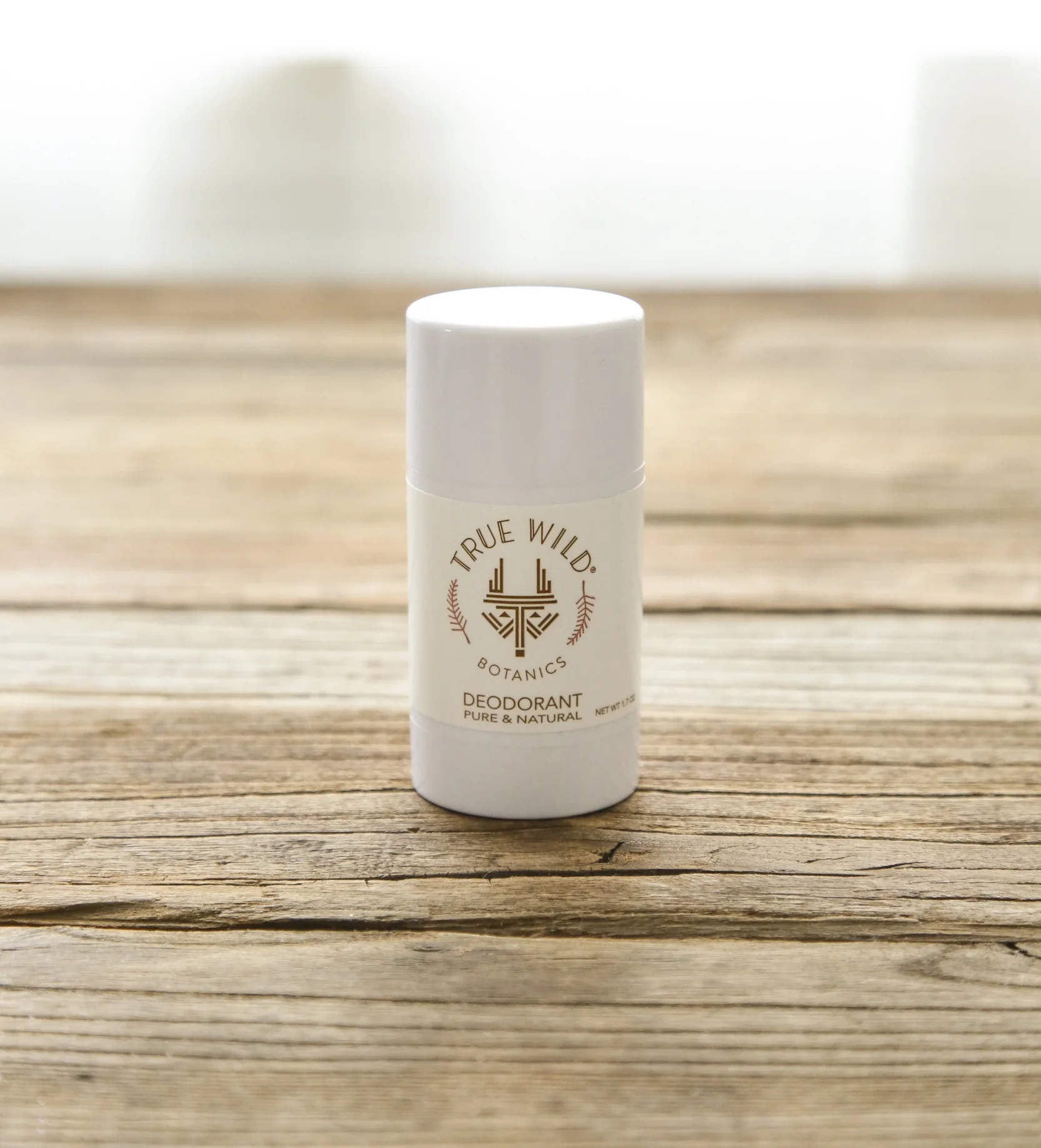 True Wild Botanics Pure & Natural Deodorant is powered with the help of baking soda, arrowroot powder and shea butter to restore pH balance, absorb moisture and eliminate bacteria. Tea Tree essential oil’s antifungal, antibacterial and antiviral properties keep odor-causing bacteria under wraps. Lavender and bergamot essential oils add detoxifying and disinfecting qualities with a clean scent to make your nose happy.