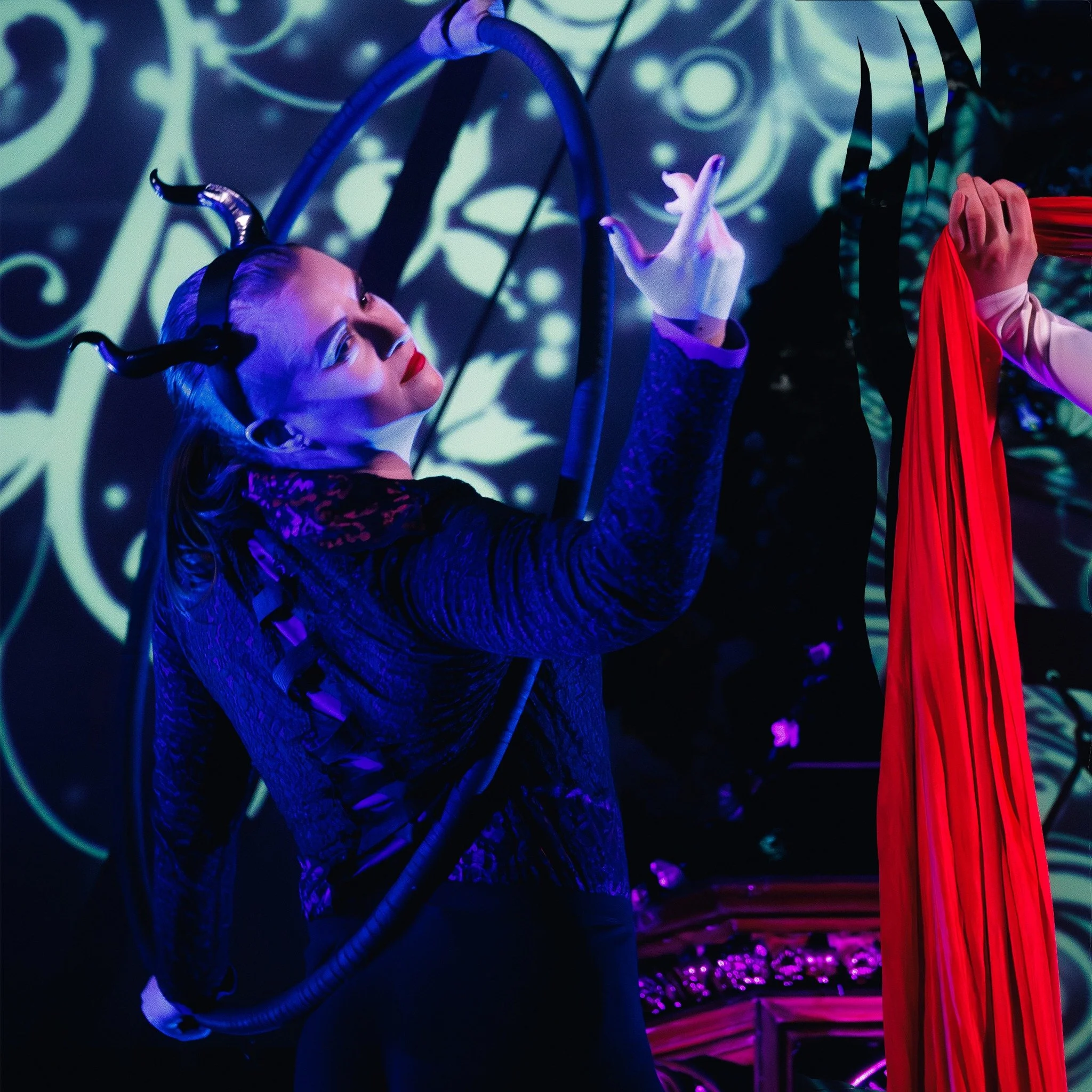🧚&zwj;♀️ Some of our favourite moments from FairyTales Re-Imagined, 18 April 2026.

Photos by @bluejeanlens

#circus #halifax #acro #aerial #show