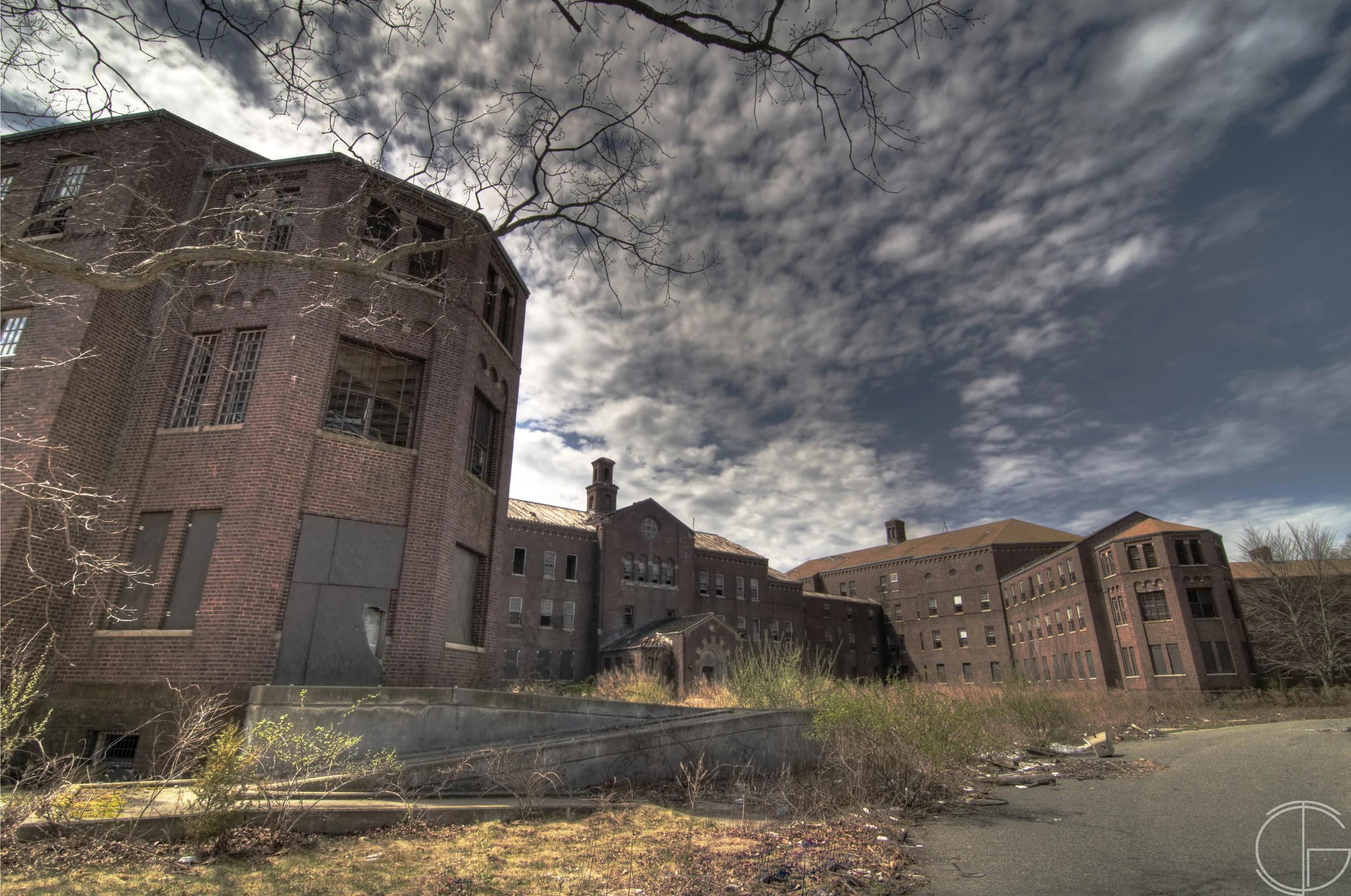 Exterior Pilgrim State.jpg