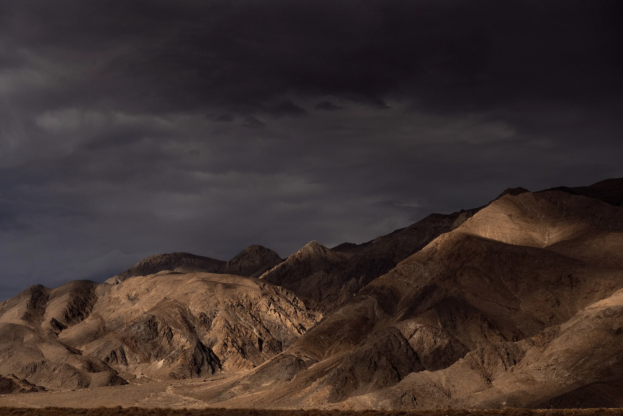 Death-Valley-Mountain-Shadows.jpg