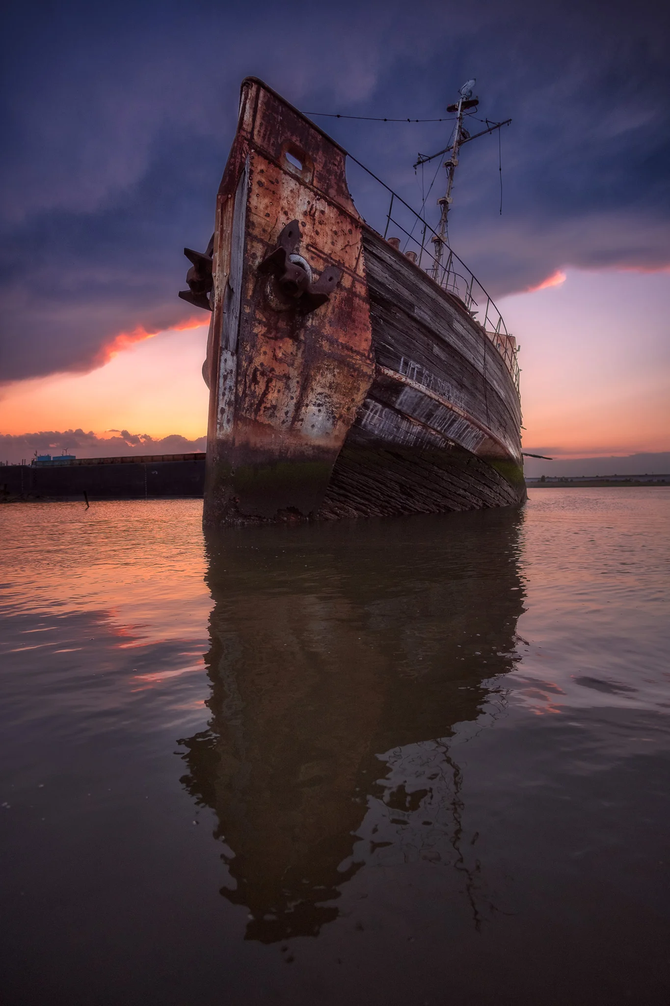 Staten-Island-Boat-Bow-Full.jpg