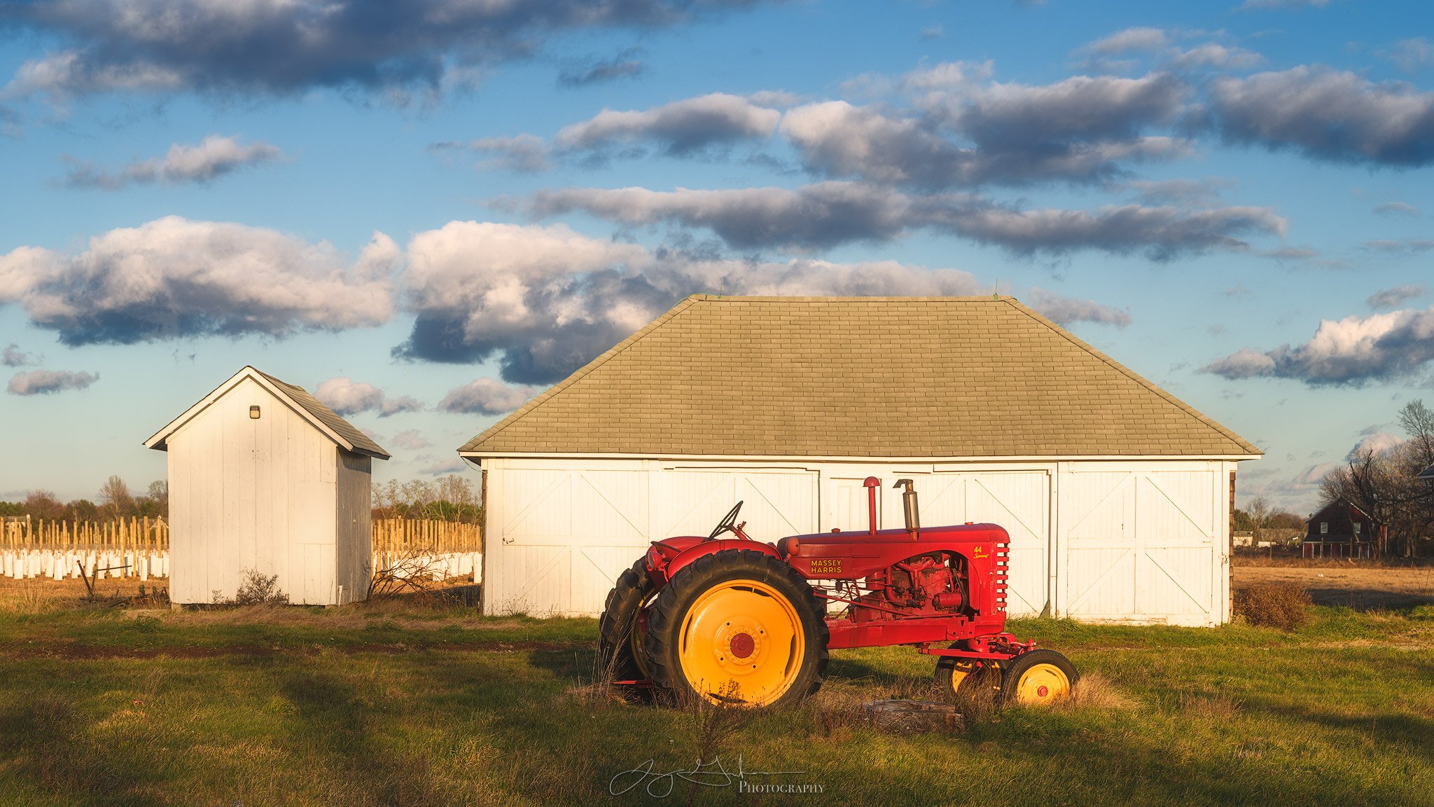 The-Farmers-Tractor-sharpened.jpg