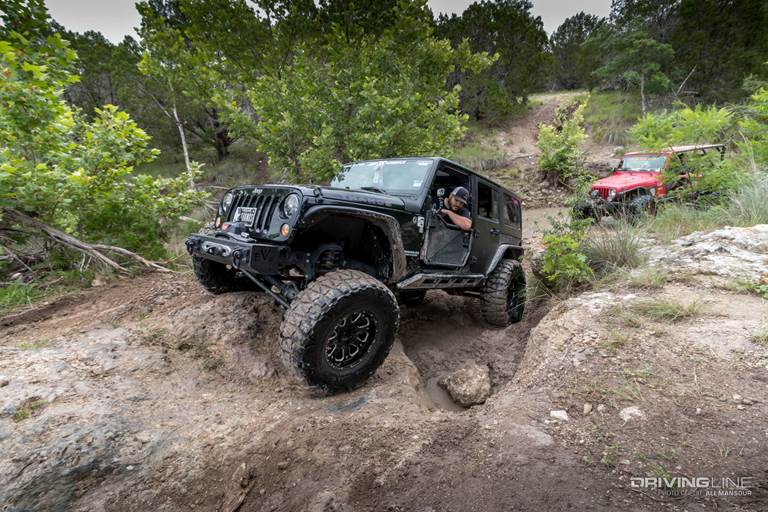 2014-jeep-wrangler-unlimited-black-mud-grapplers.jpg