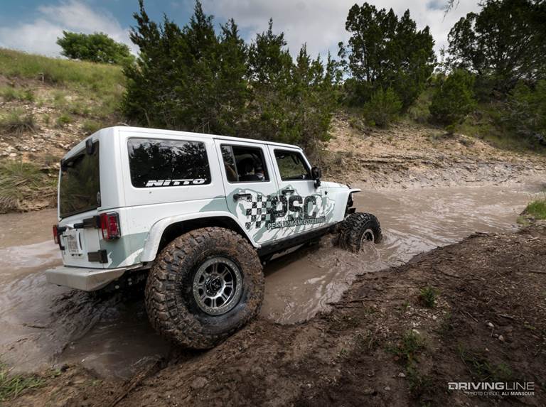 psc-motorsports-v-8-jeep-wrangler-mud-water.jpg