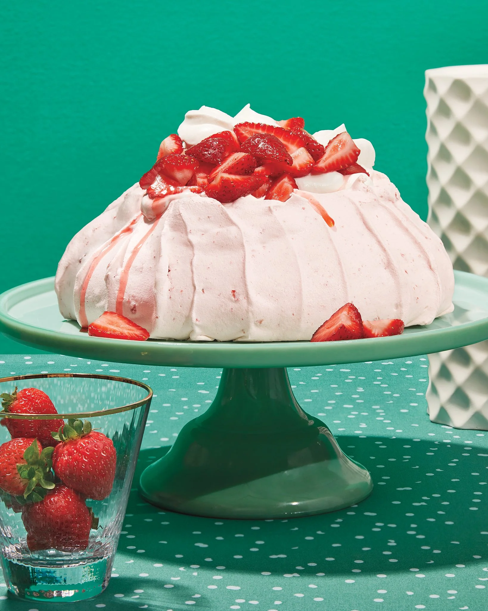 CHE07_FD_STRAWBERRY DESSERTS_05 - WEB.jpg