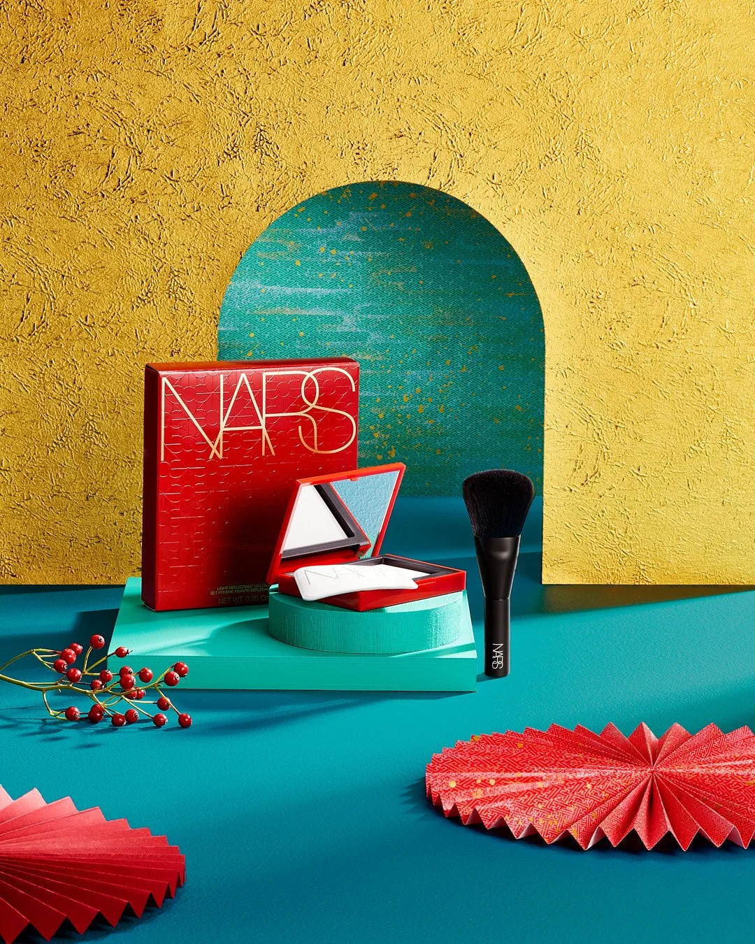 SEPHORA-LNY-2024_Shot-08_Powder-and-Mini-Brush - Version 2 - IG.jpg