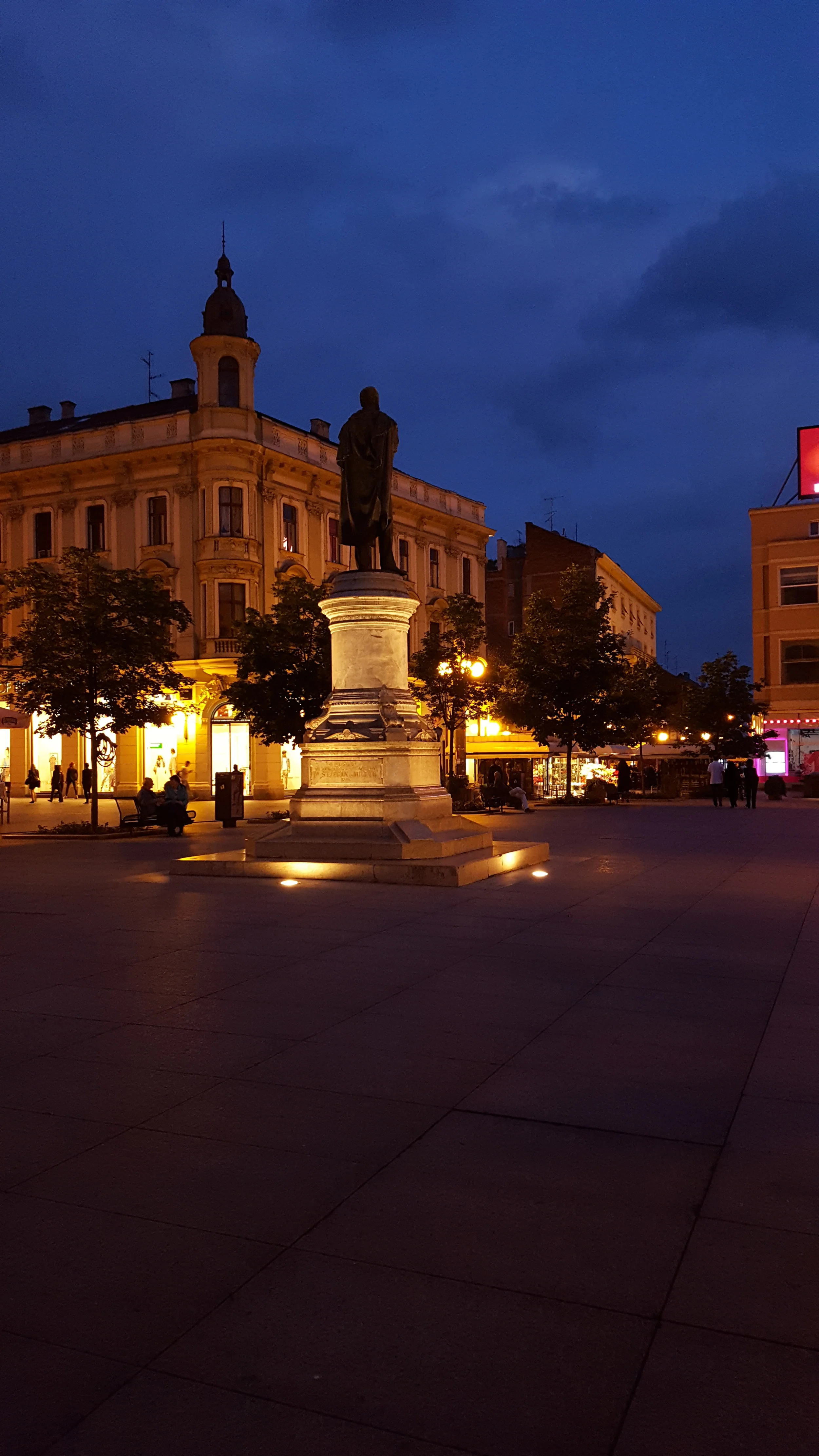 20160523_205620.jpg